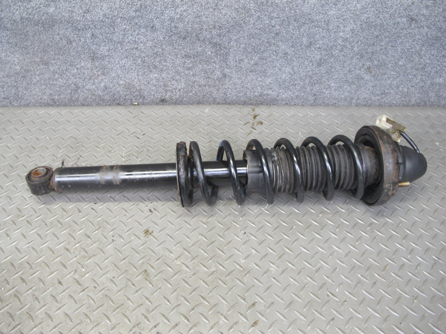 91-96 Mitsubishi 3000GT VR4 AWD Set of 2 Rear Strut Shock Absorber w ESC OEM