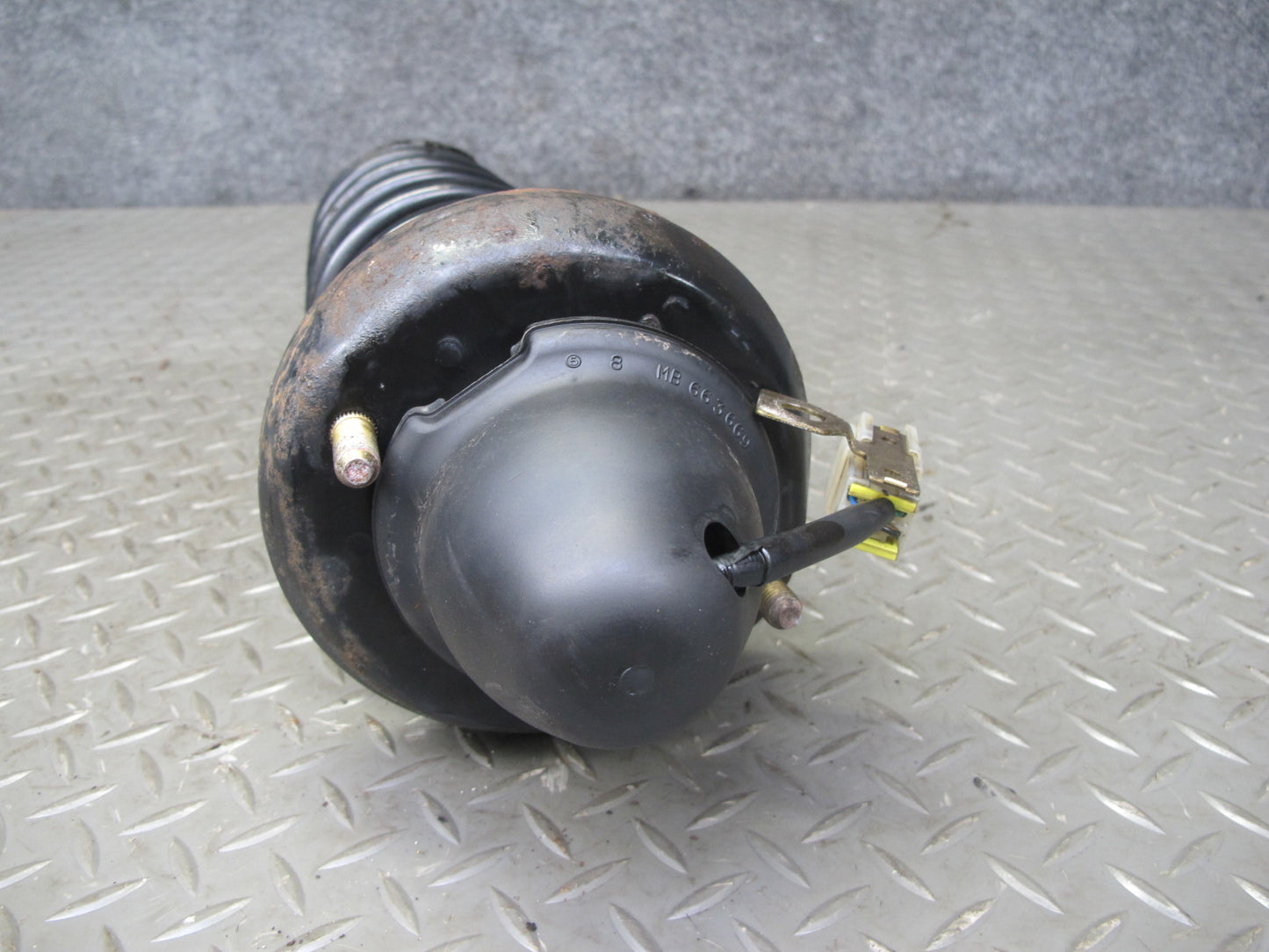 91-96 Mitsubishi 3000GT VR4 AWD Set of 2 Rear Strut Shock Absorber w ESC OEM
