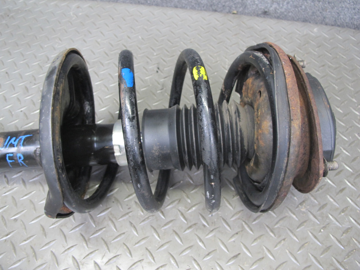 91-92 Mitsubishi 3000GT VR4 AWD Set of 2 Front Strut Shock Absorber w ESC OEM