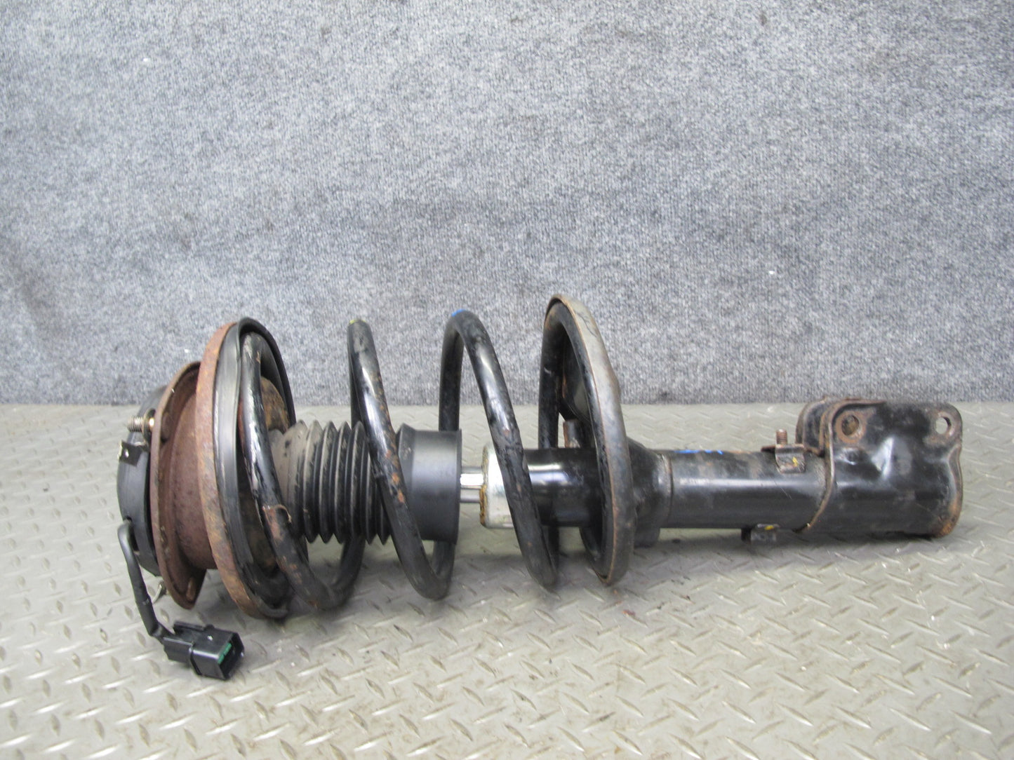 91-92 Mitsubishi 3000GT VR4 AWD Set of 2 Front Strut Shock Absorber w ESC OEM
