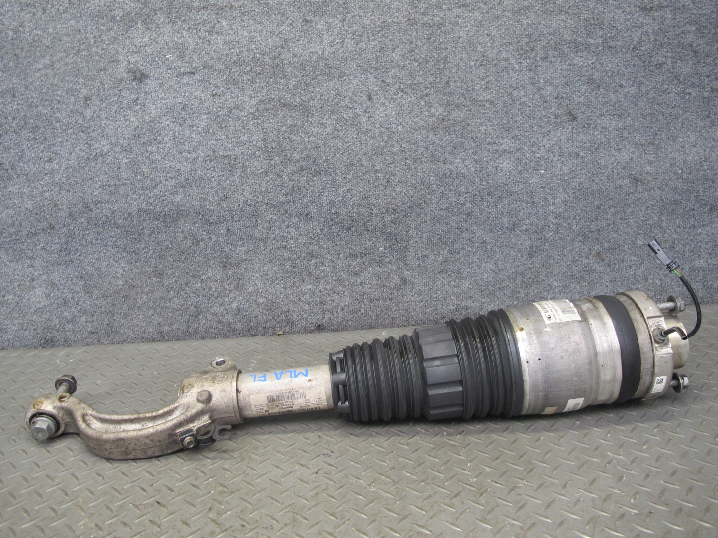 2017-2020 Maserati Levante M161 AWD Front Left Air Strut Shock Absorber 102K