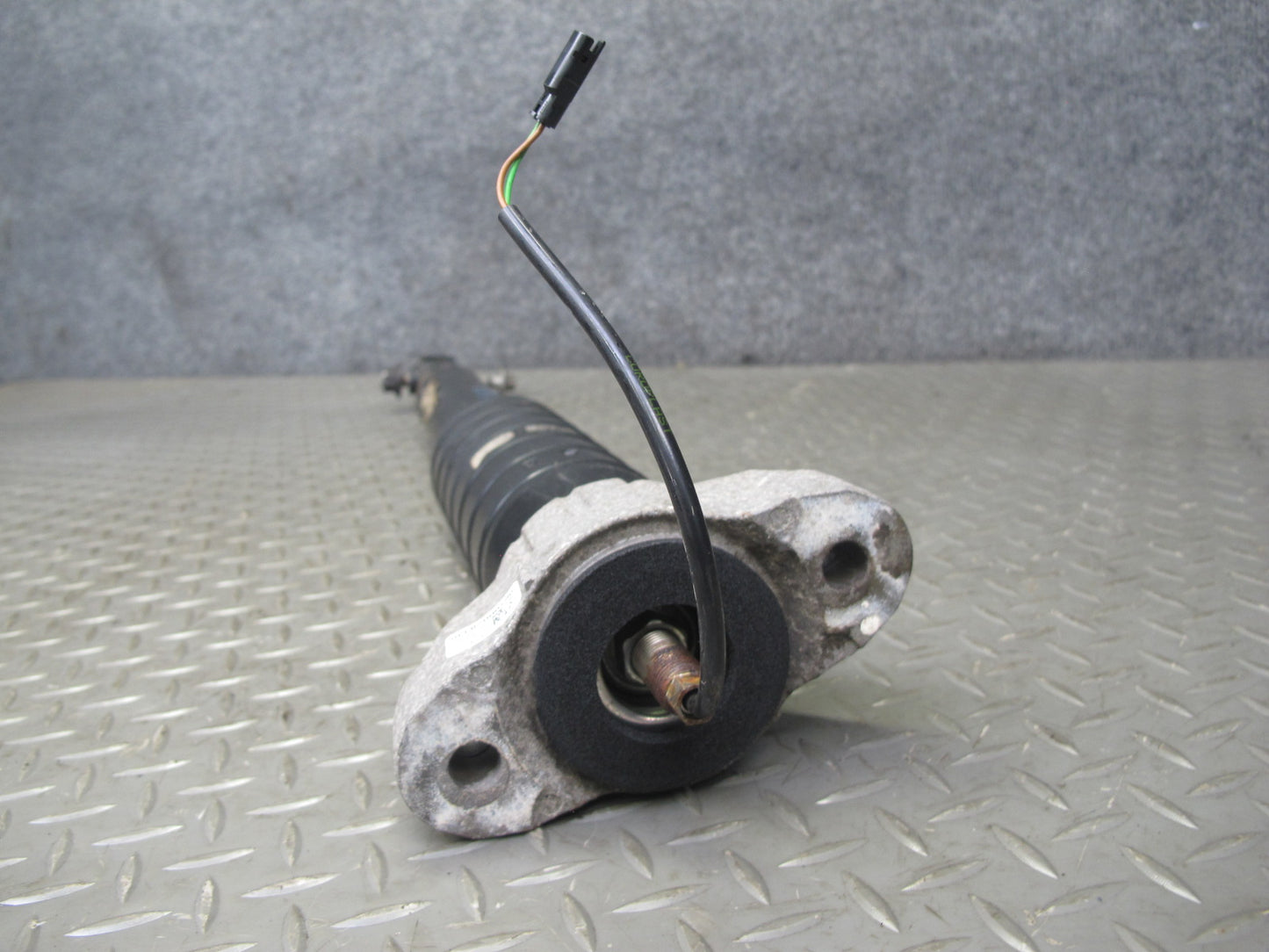 2017-2020 Maserati Levante M161 AWD Rear Right Air Strut Shock Absorber
