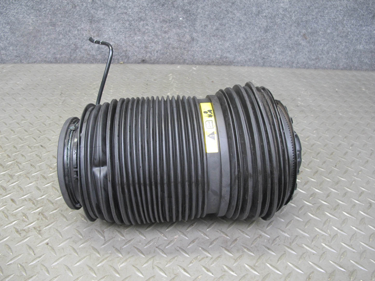 2017-2020 Maserati Levante M161 Rear Left Air Spring BAG Strut