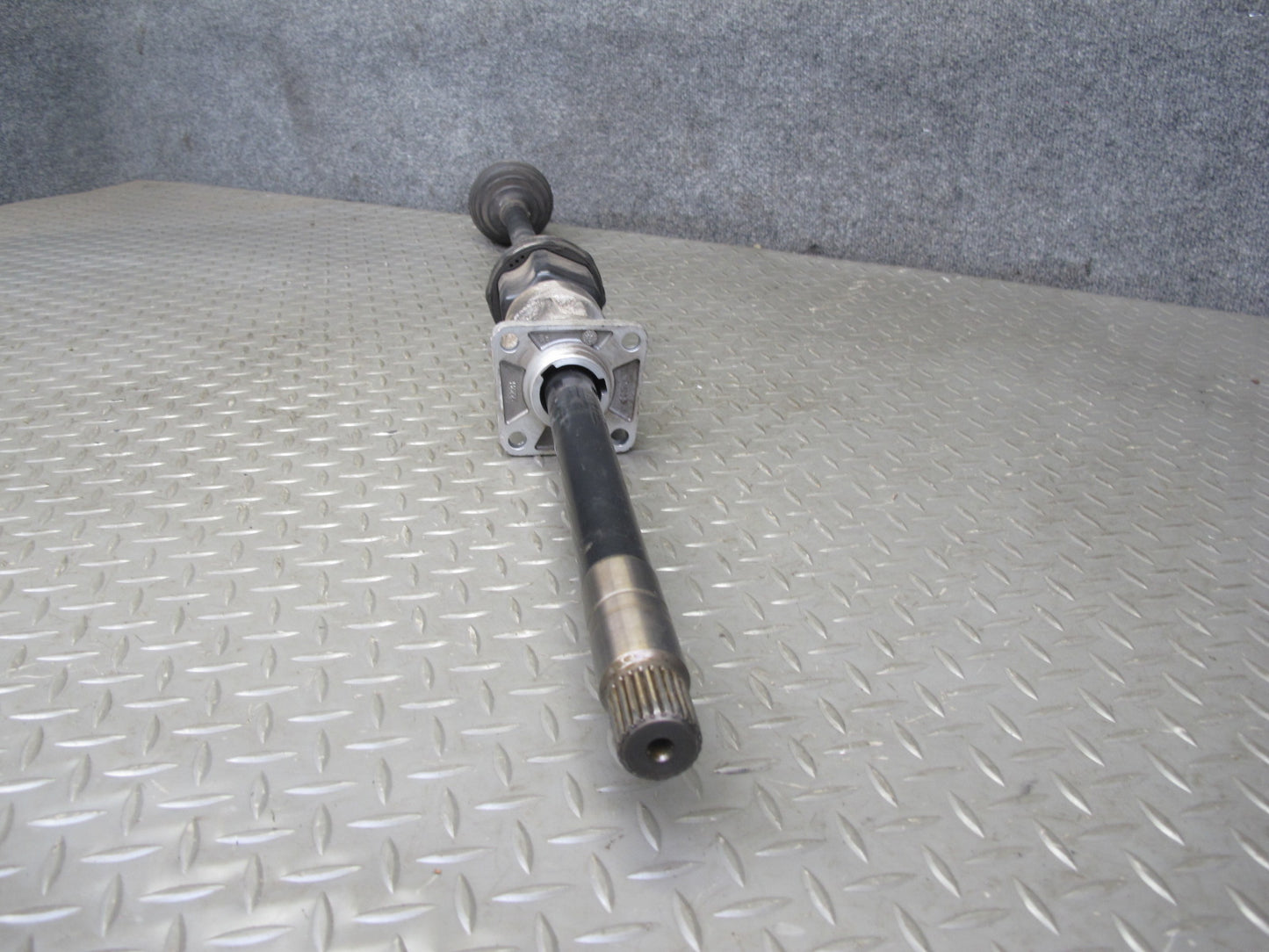 2017-2020 Maserati Levante M161 3.0L AWD Front Left Suspension Axle Shaft