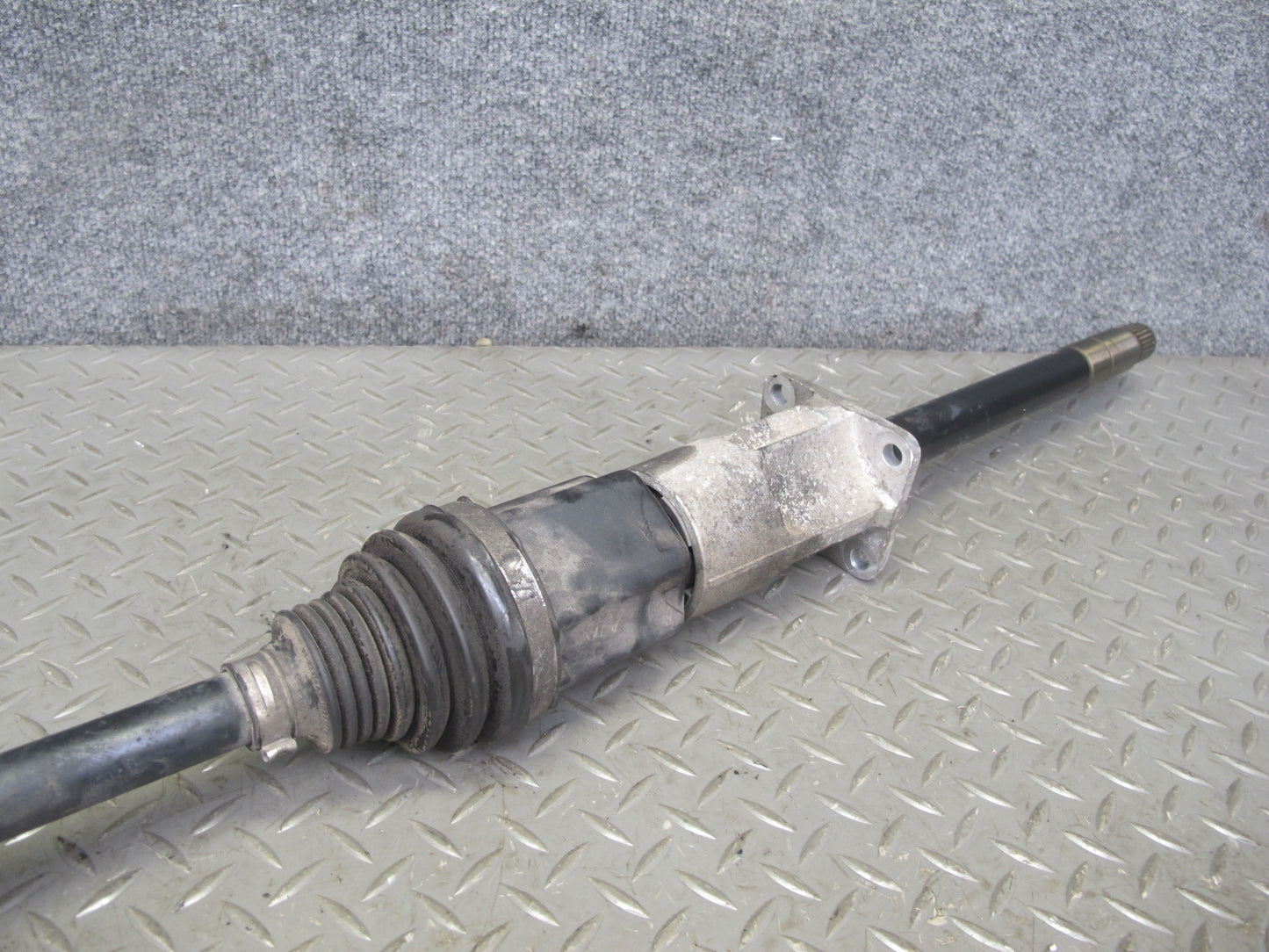 2017-2020 Maserati Levante M161 3.0L AWD Front Left Suspension Axle Shaft