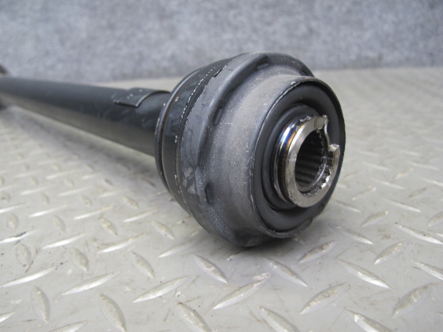 2017-2020 Maserati Levante M161 3.0L AWD Front Drive Shaft Driveshaft 6700319580
