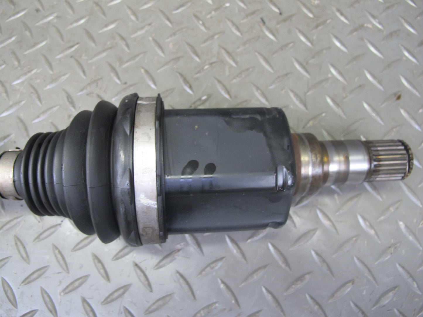 2017-2020 Maserati Levante M161 3.0L AWD Front Right Suspension Axle Shaft