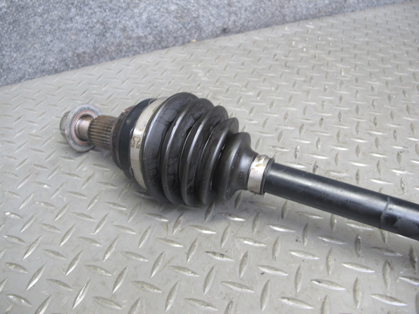 2017-2020 Maserati Levante M161 3.0L AWD Front Right Suspension Axle Shaft