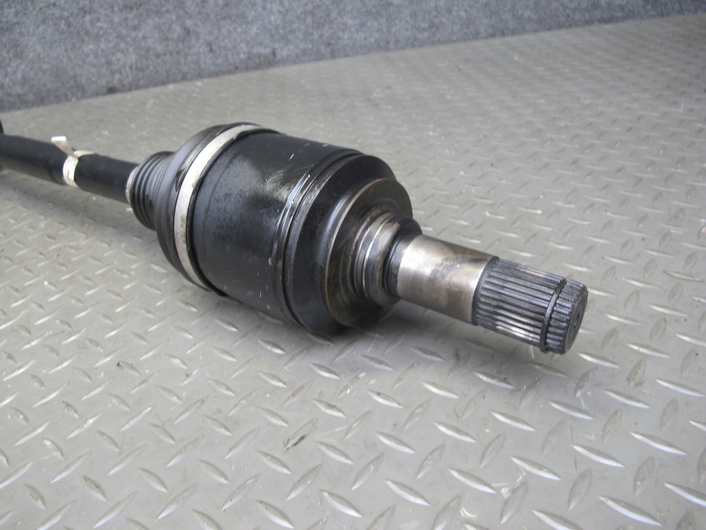 2017-2020 Maserati Levante M161 3.0L AWD Rear Left or Right Axle Shaft