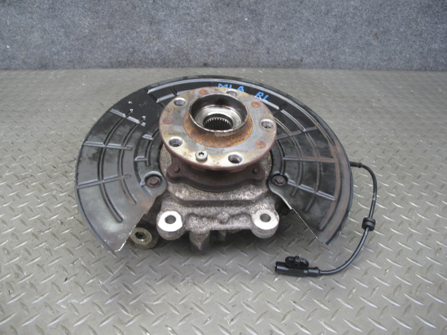 2017-2020 Maserati Levante M161 AWD Rear Left Spindle Knuckle Wheel Hub Bearing