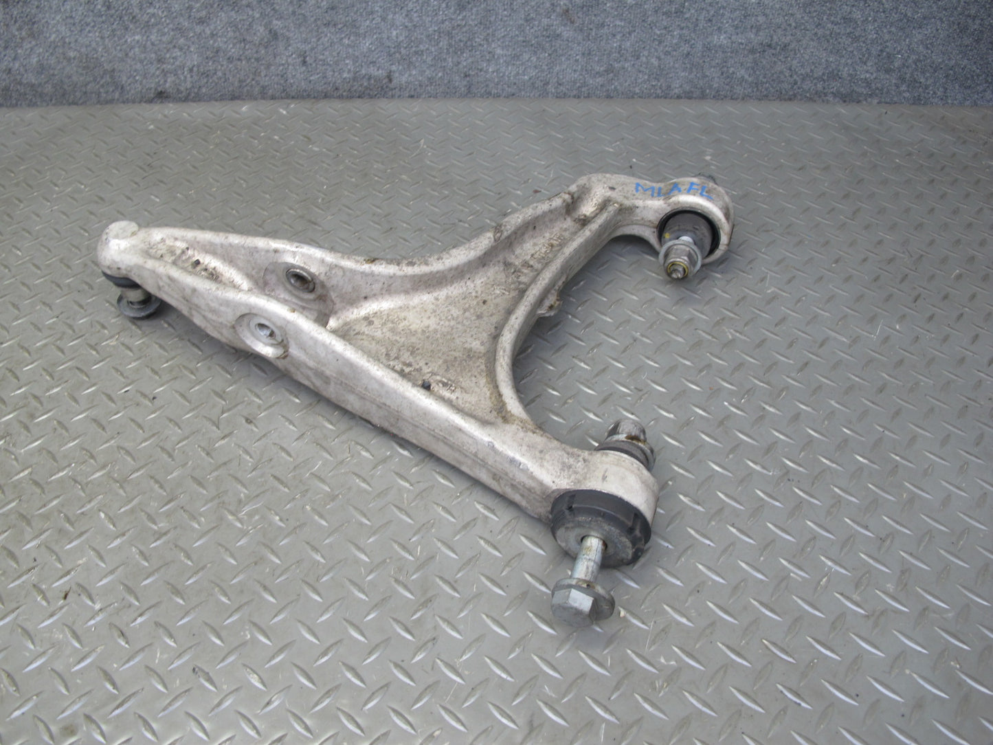 2017-2020 Maserati Levante M161 Front Left Upper & Lower Control Arm Set of 2