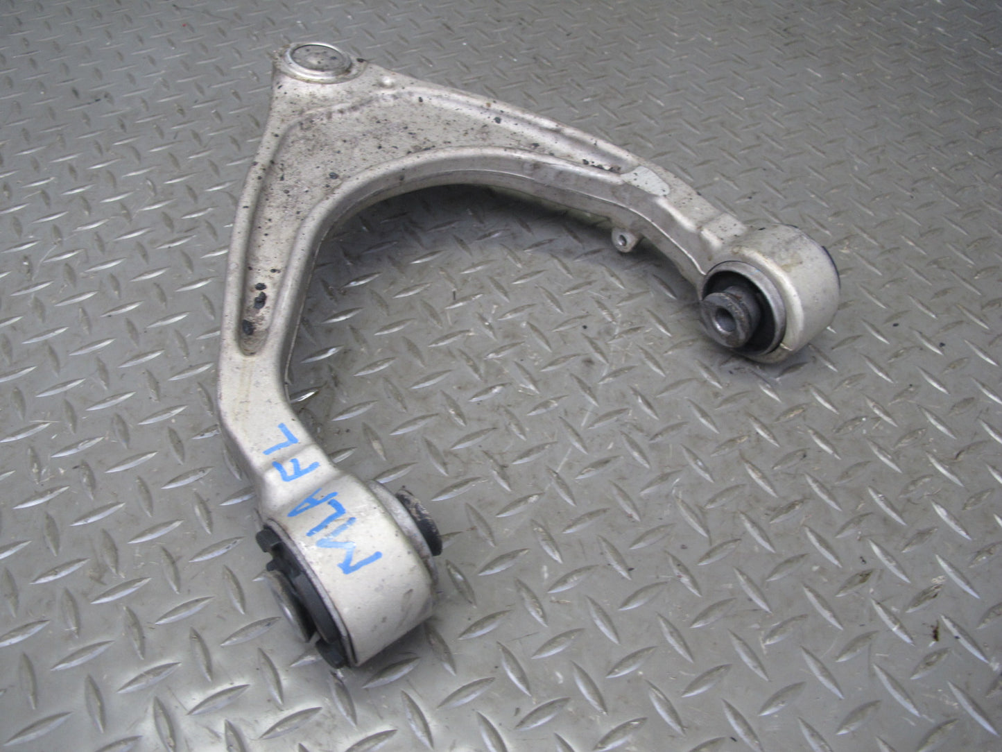 2017-2020 Maserati Levante M161 Front Left Upper & Lower Control Arm Set of 2