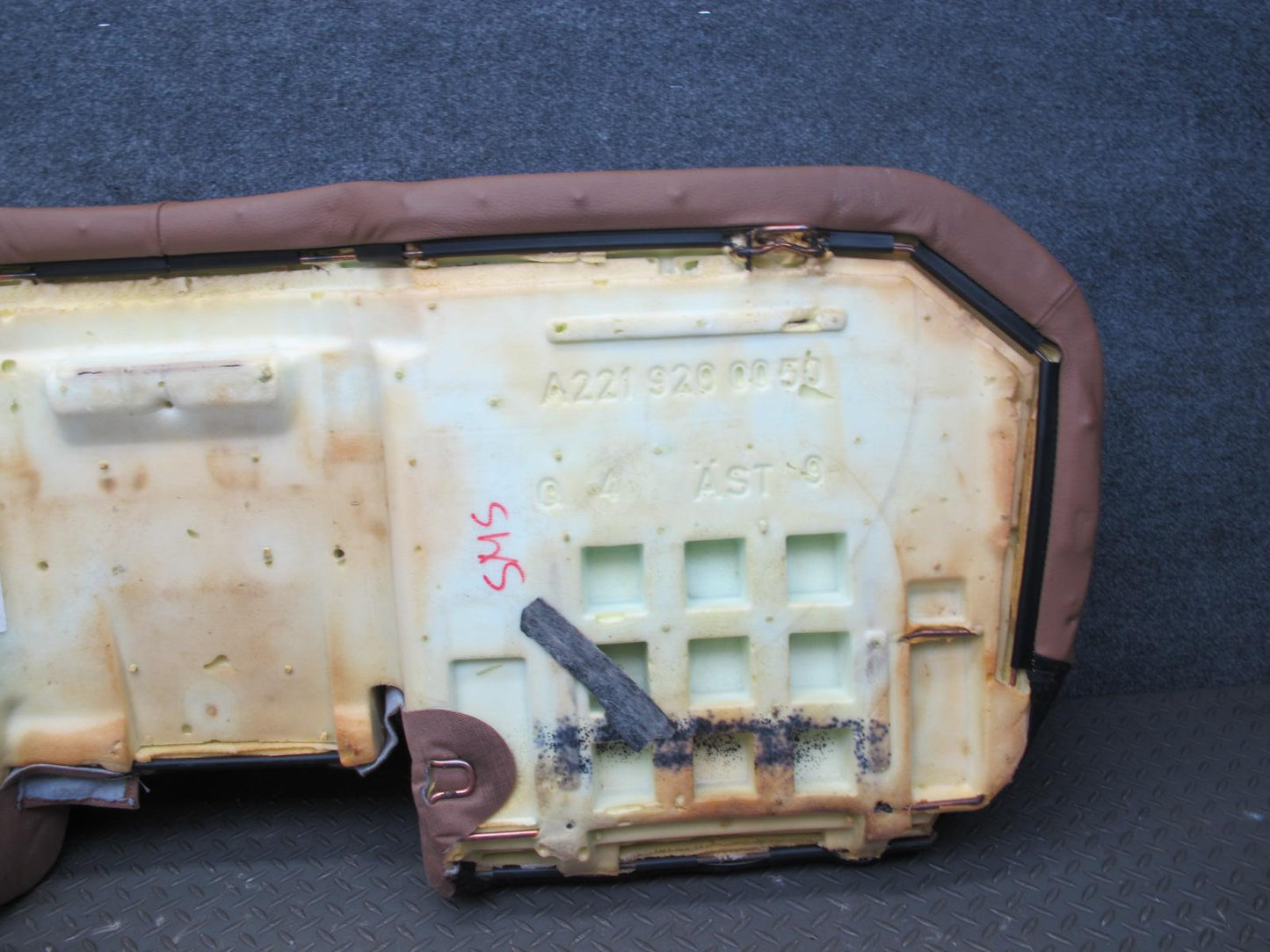 07-09 Mercedes W221 S-class Rear Leather Seat Lower Cushion Brown OEM