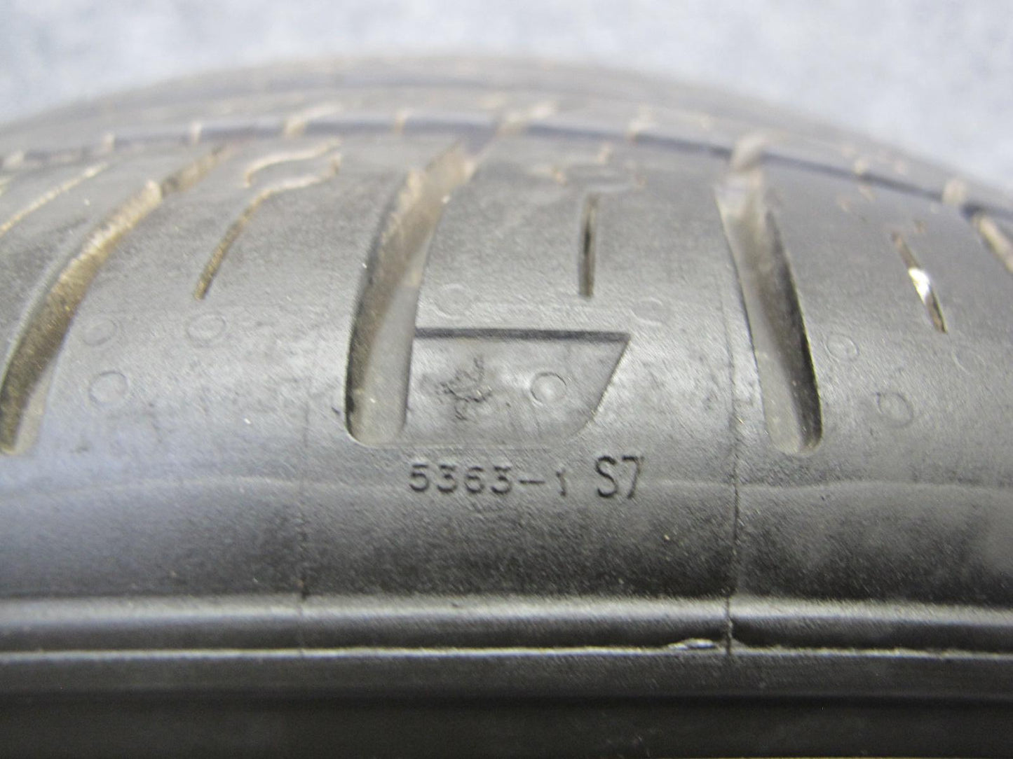 Michelin Pilot Sport ALL Season 4 Tire 225/40 ZR18 92Y 0424 6/32 Tread