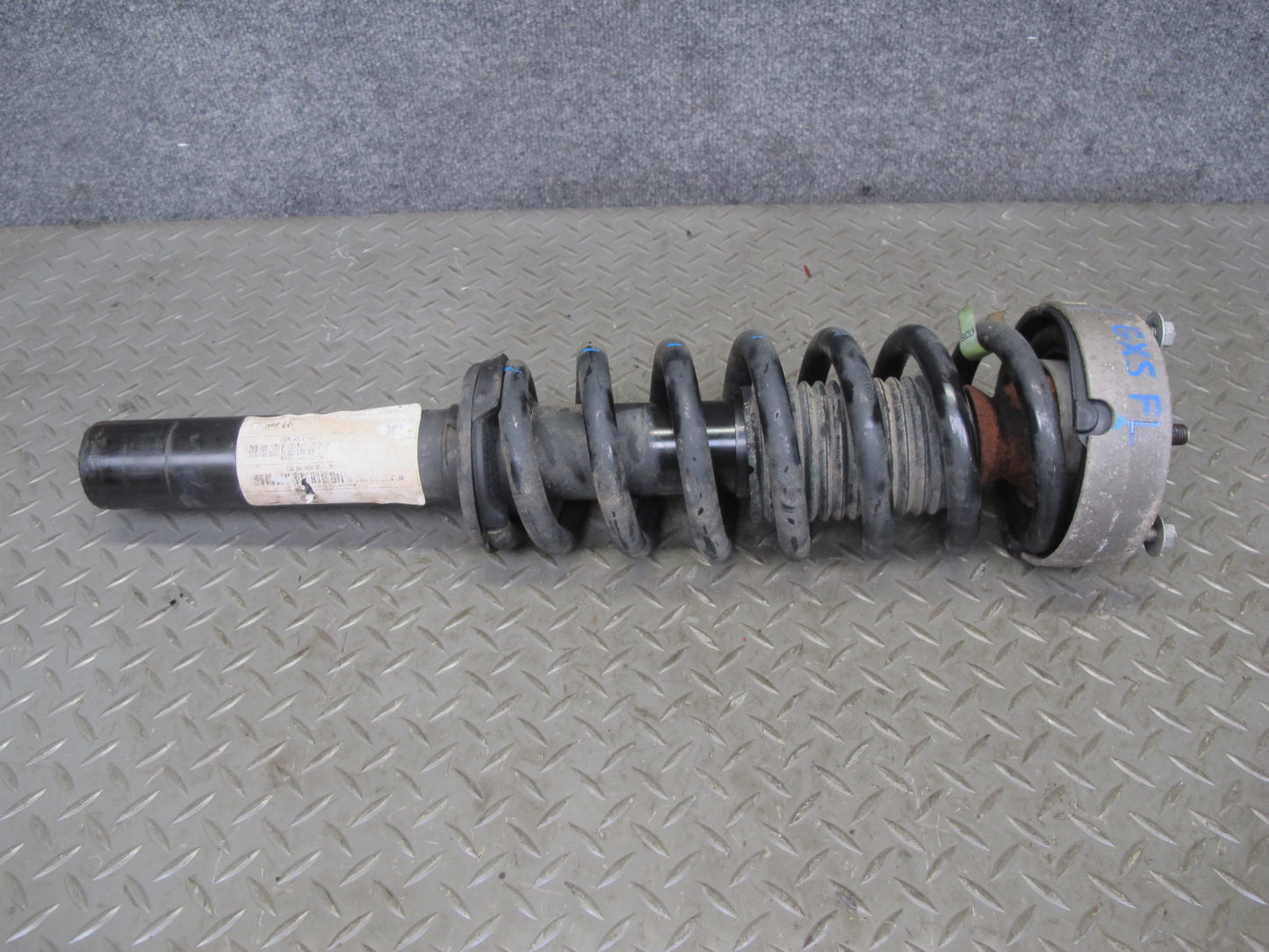 2010-2011 BMW E72 X6 AWD Hybrid Front Left & Right Strut Shock Absorber Set of 2