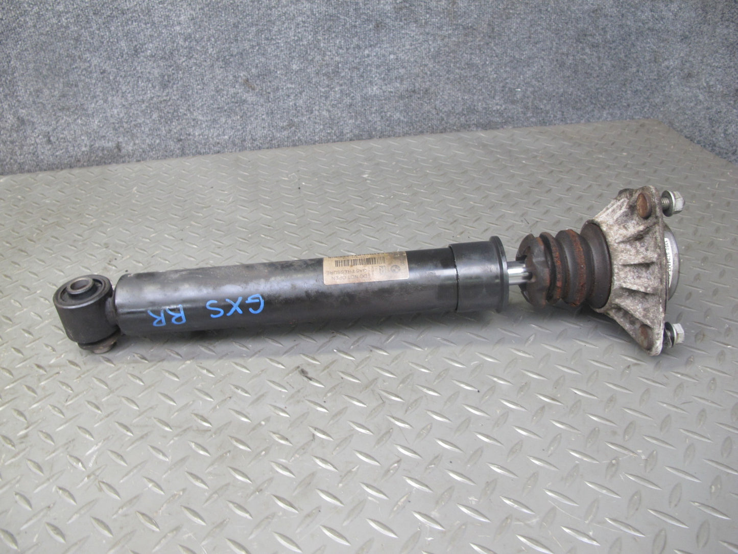 2010-2011 BMW E72 X6 AWD Hybrid Rear Left & Right Strut Shock Absorber Set of 2