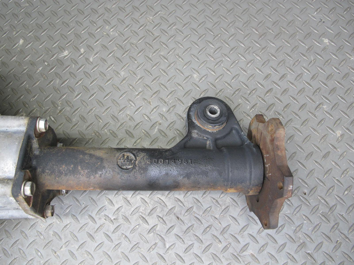 2003-2007 Hummer H2 4WD 4x4 Front Differential Carrier 4.10 Ratio