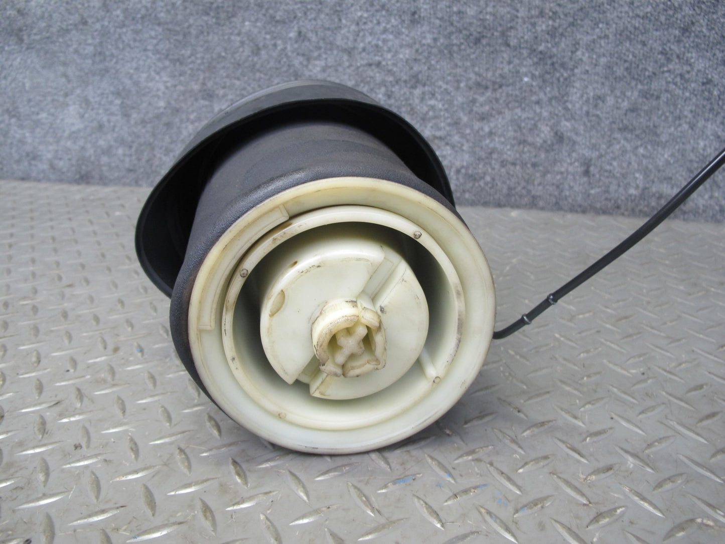 2010-2011 BMW E72 X6 AWD Hybrid Aftermarket Rear Left Suspension Air Spring BAG