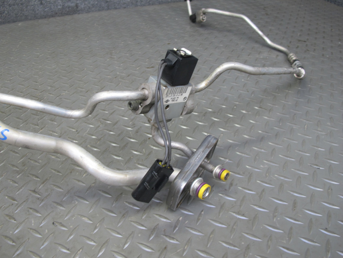 2010-2011 BMW E72 X6 Hybrid A/C Air Condition Hose Pipe Line Set