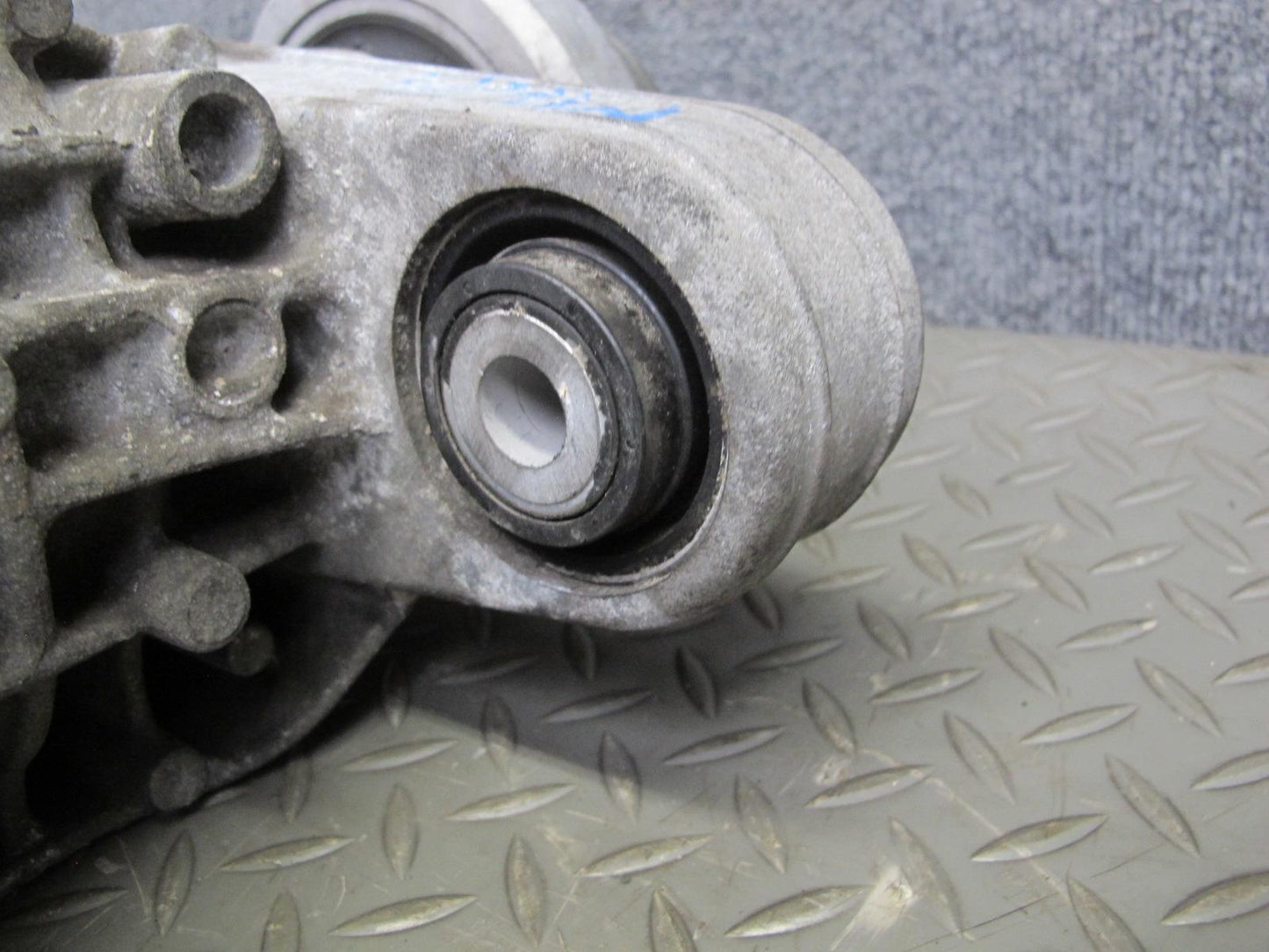 2017-2020 Maserati Levante M161 3.0L AWD Rear Differential Carrier 2.80 Ratio