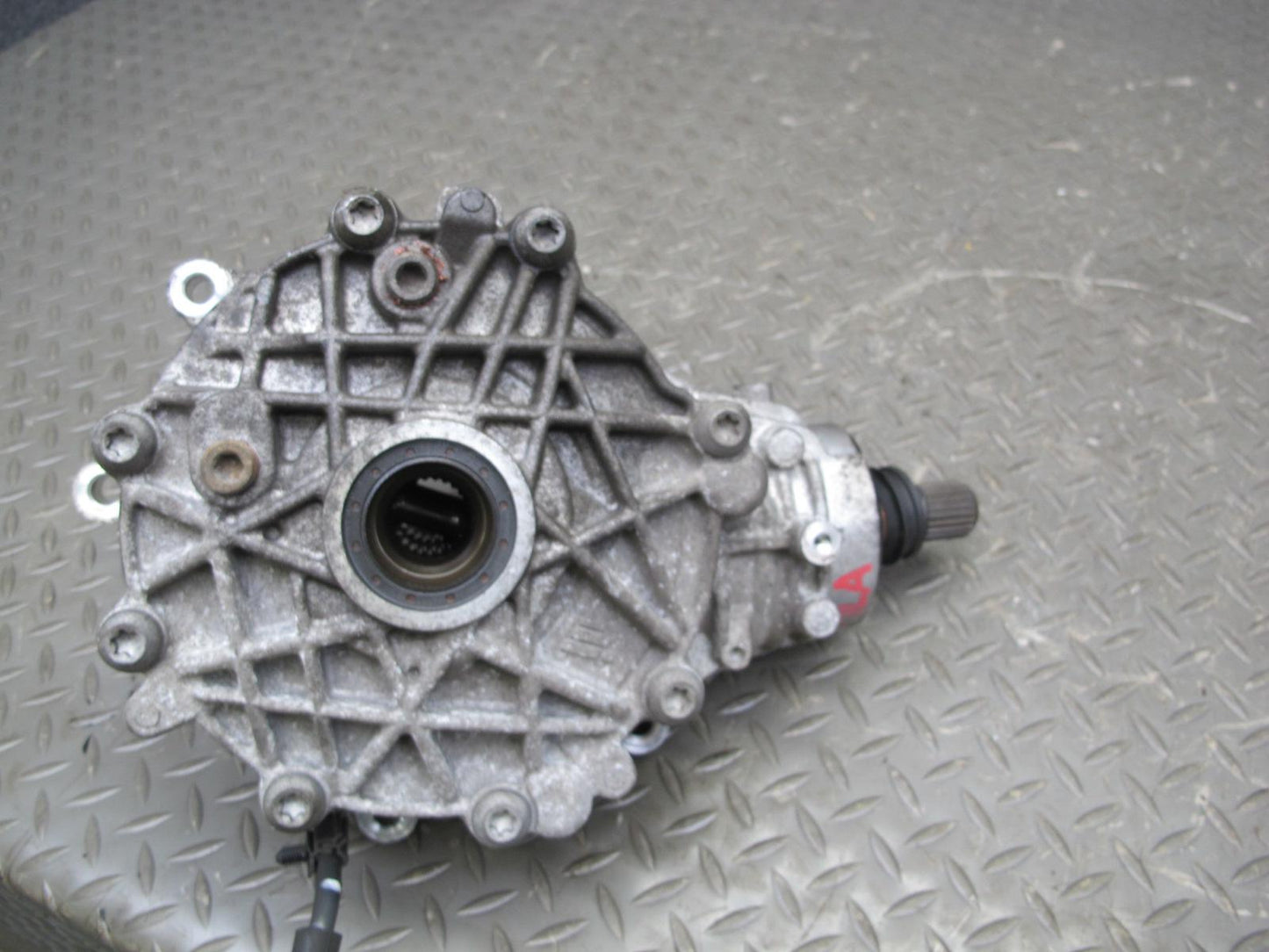 2017-2020 Maserati Levante M161 3.0L AWD Front Differential Carrier 6700321830