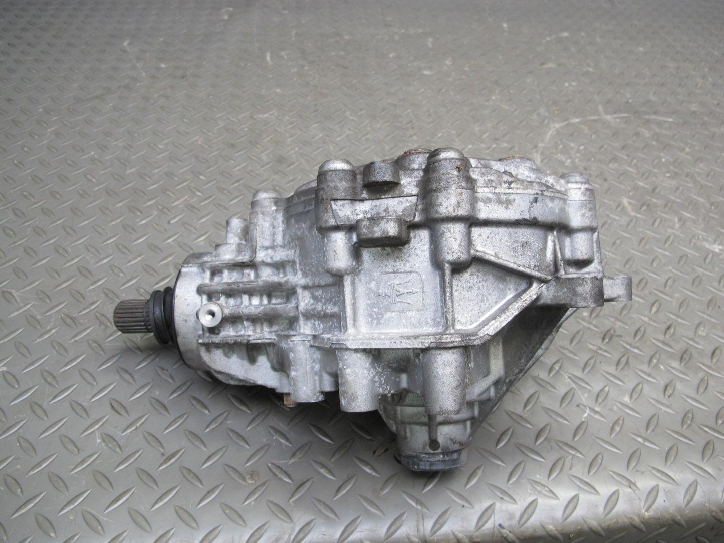 2017-2020 Maserati Levante M161 3.0L AWD Front Differential Carrier 6700321830