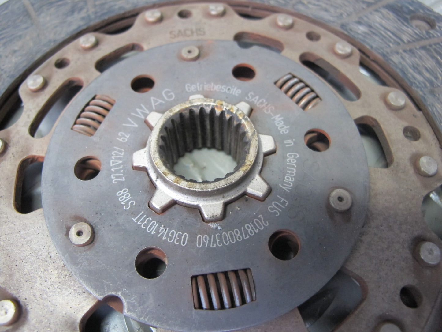 12-13 VW Golf R MK6 AWD M/T Manual Flywheel Clutch Pressure Plate Bolt Set OEM