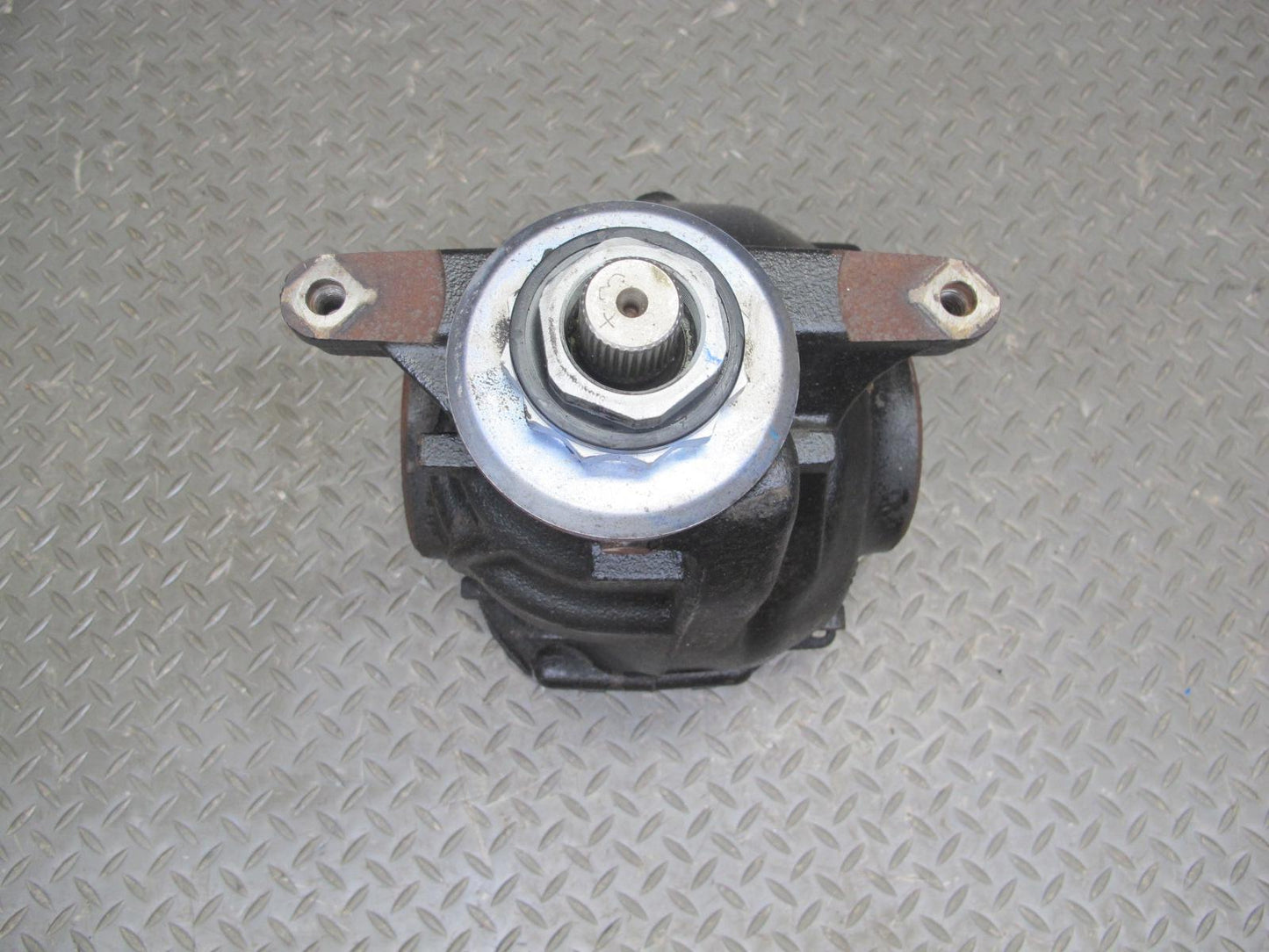 2010-2011 BMW X6 E72 Hybrid Rear Axle Differential Carrier Gear Ratio 3.64