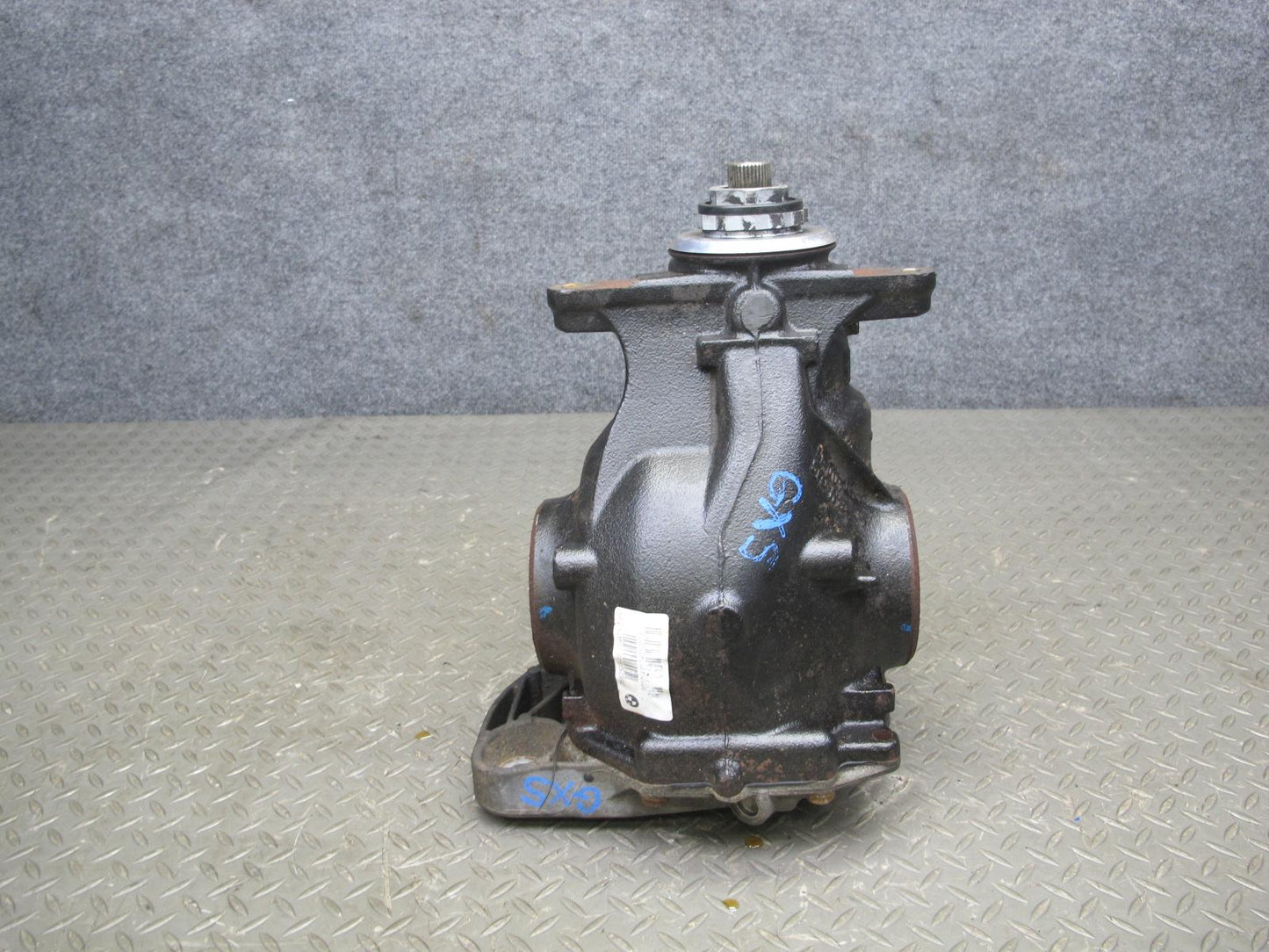 2010-2011 BMW X6 E72 Hybrid Rear Axle Differential Carrier Gear Ratio 3.64