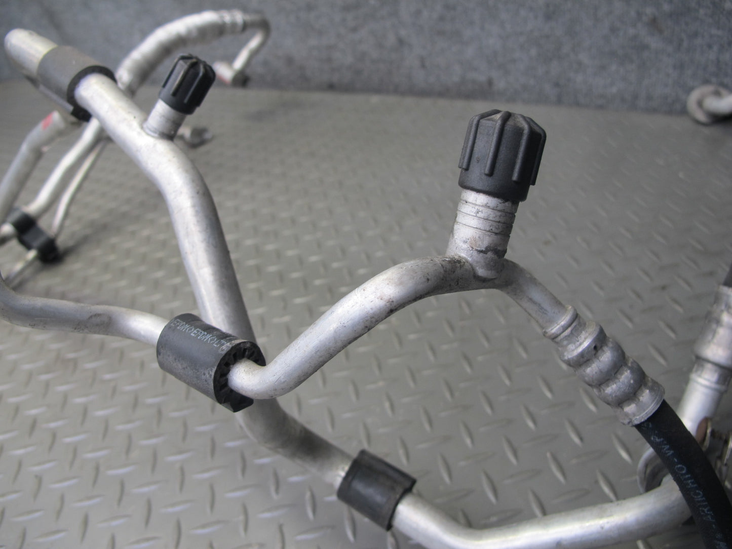 12-13 VW Golf R MK6 A/C Air Conditioning Hose Pipe Line Set OEM