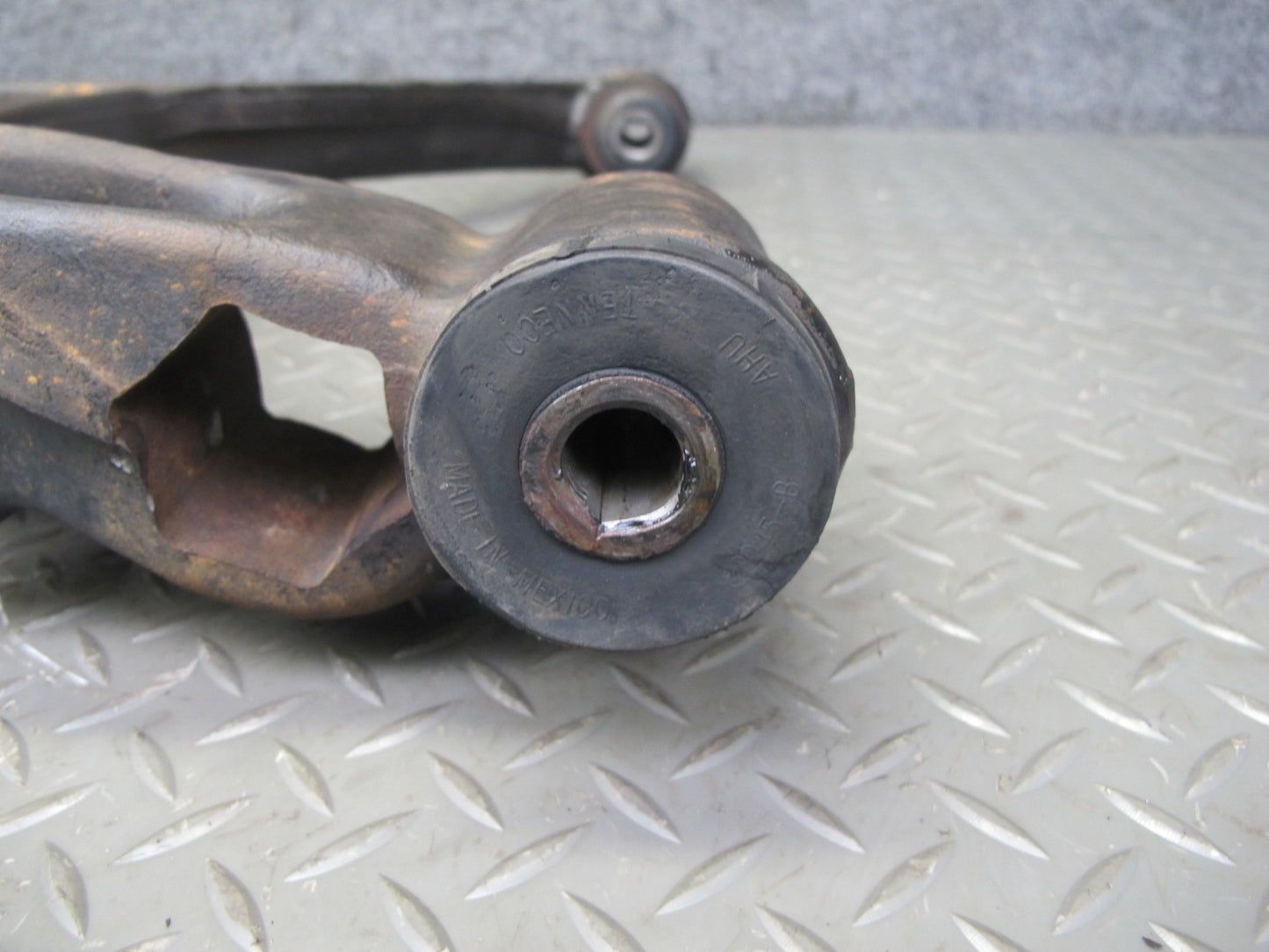2003-2009 Hummer H2 AWD Front Right Passenger Side Lower Control Arm