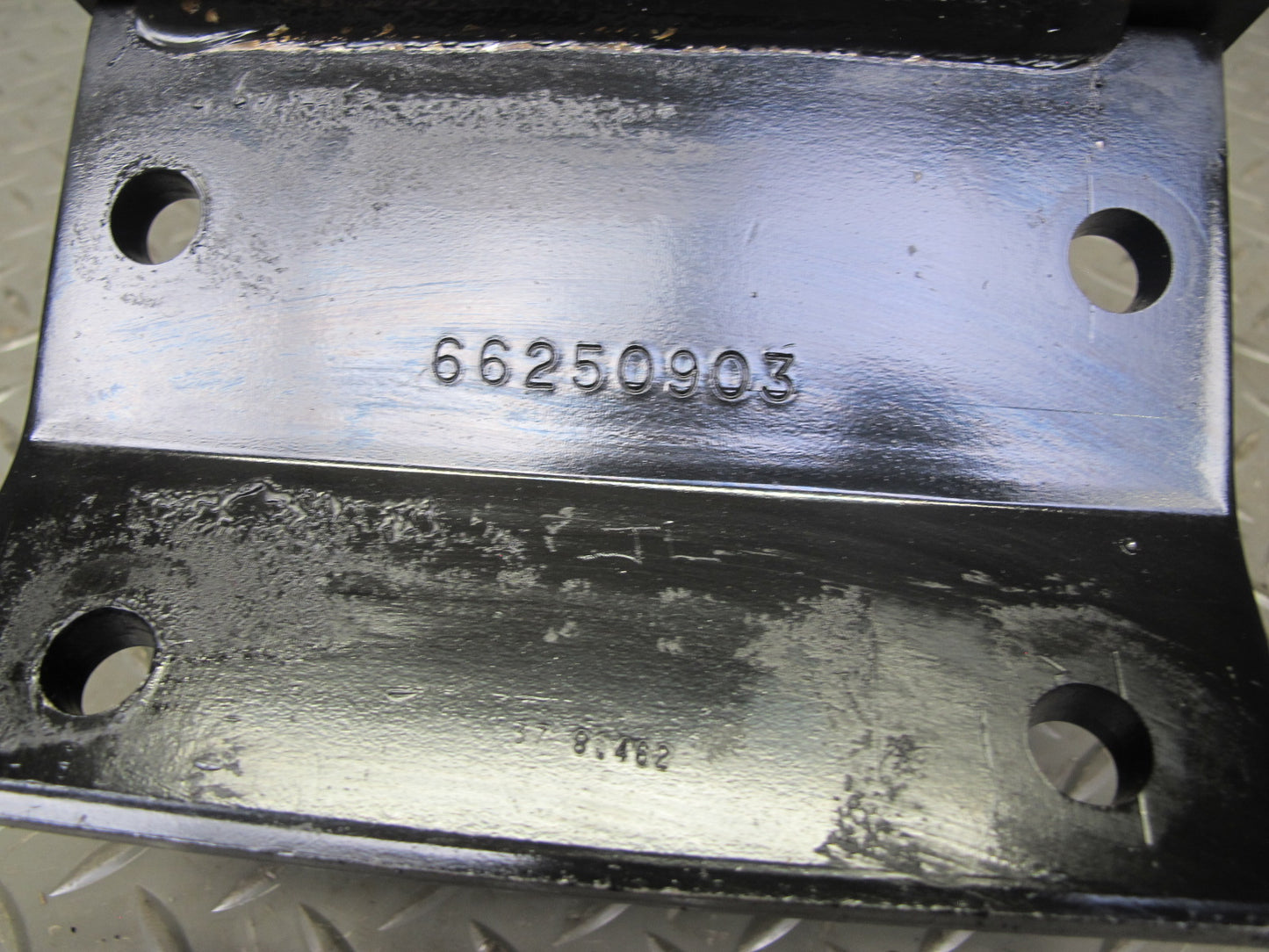 2003-2007 Hummer H2 Front TOW Towing Hook Hitch