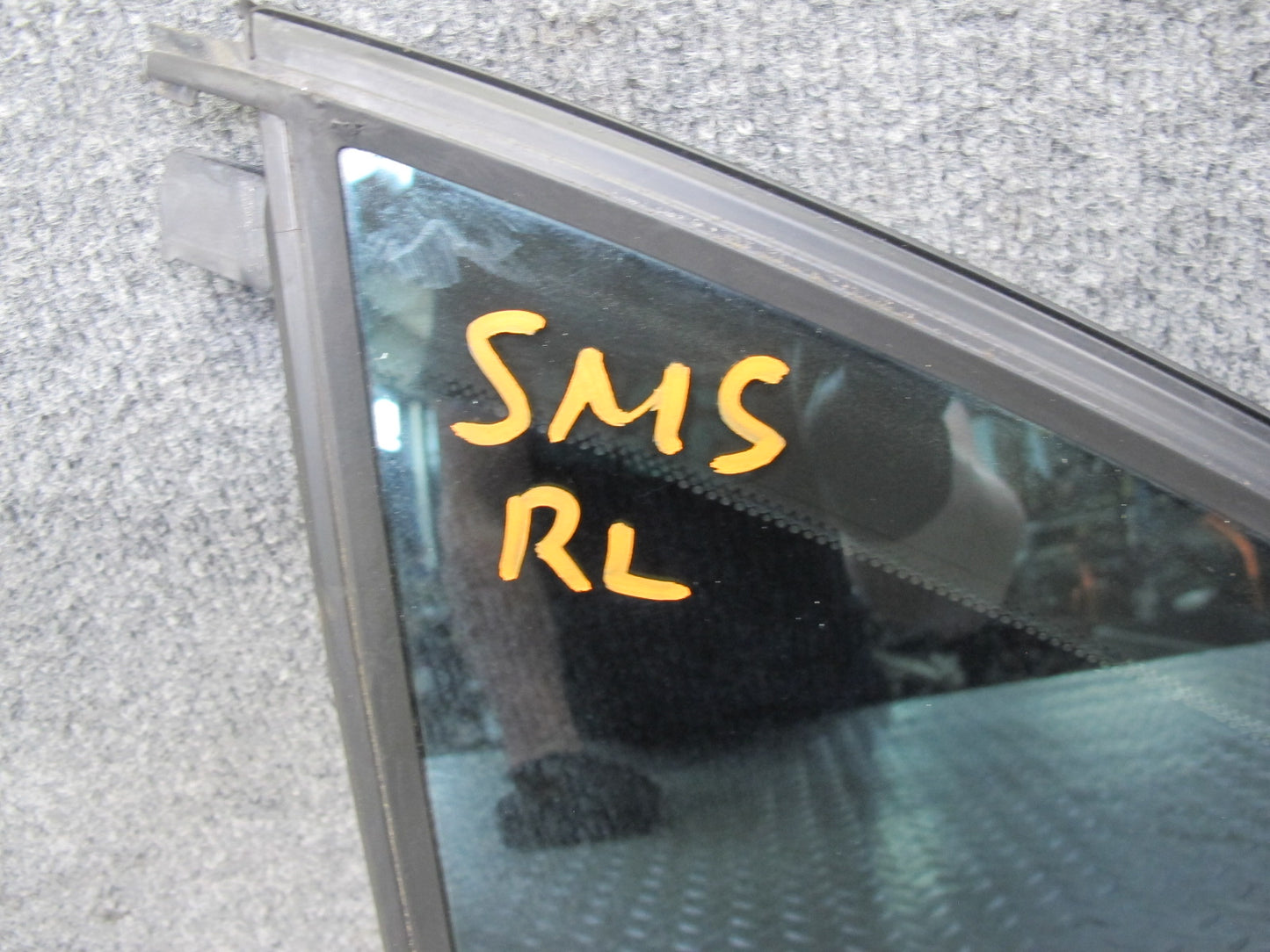 07-13 Mercedes W221 S-class Rear Left Door Quarter Glass Window OEM