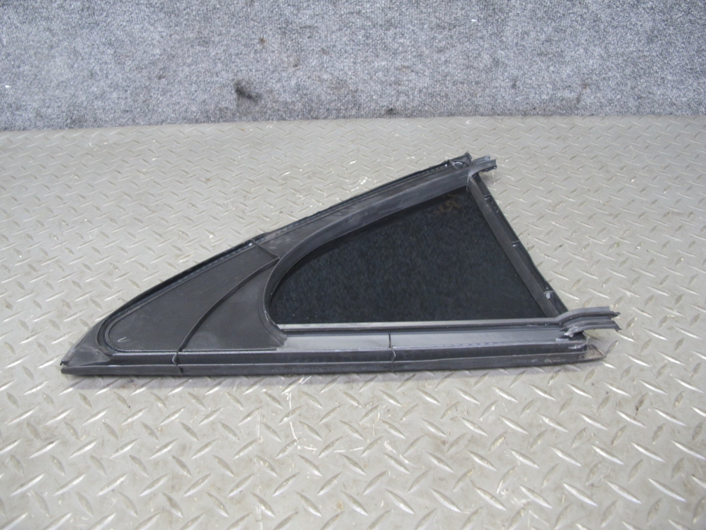 07-13 Mercedes W221 S-class Rear Left Door Quarter Glass Window OEM