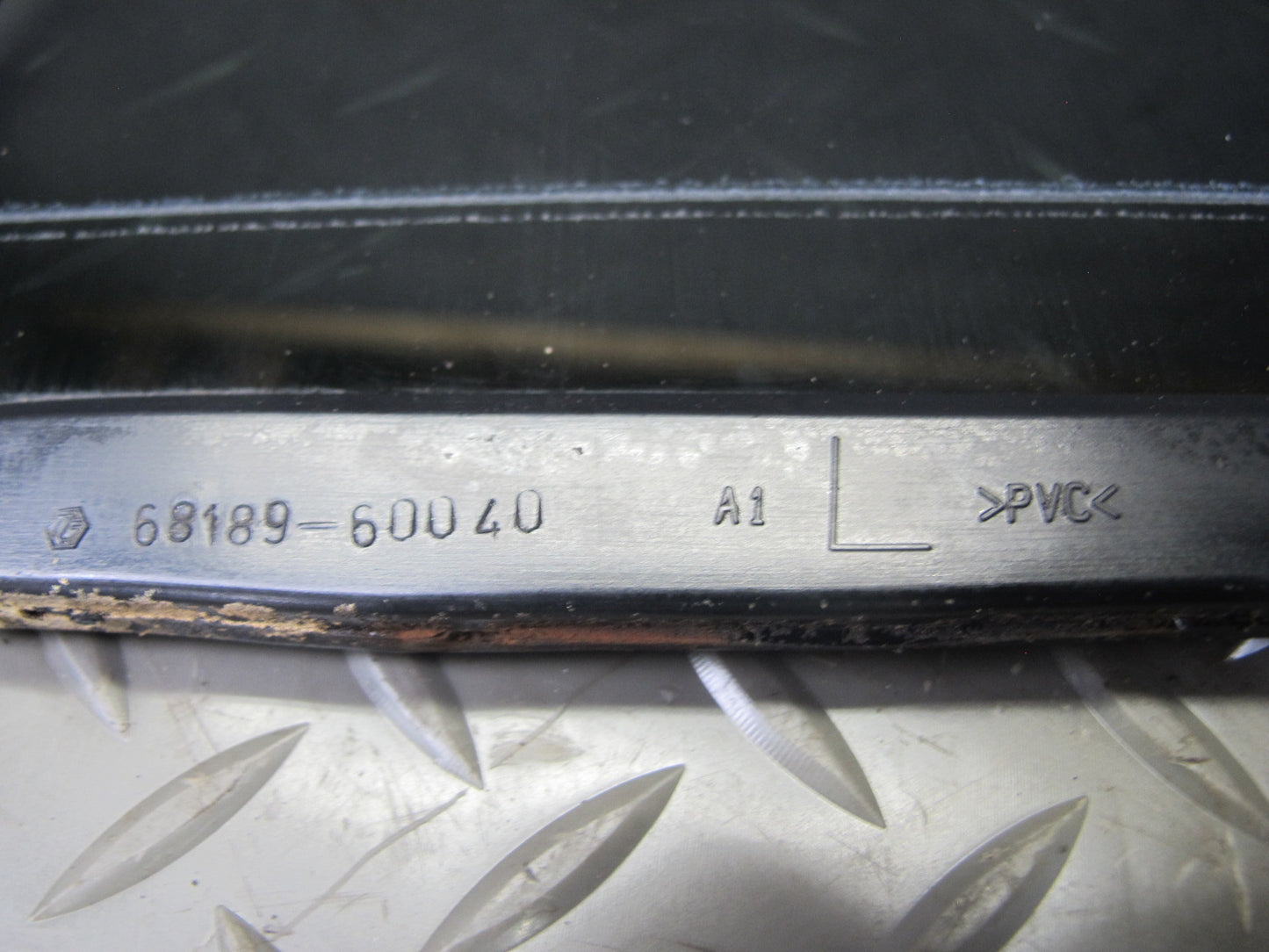 1998-2007 Lexus J100 LX470 Rear Left Side Door Vent Fixed Glass Window