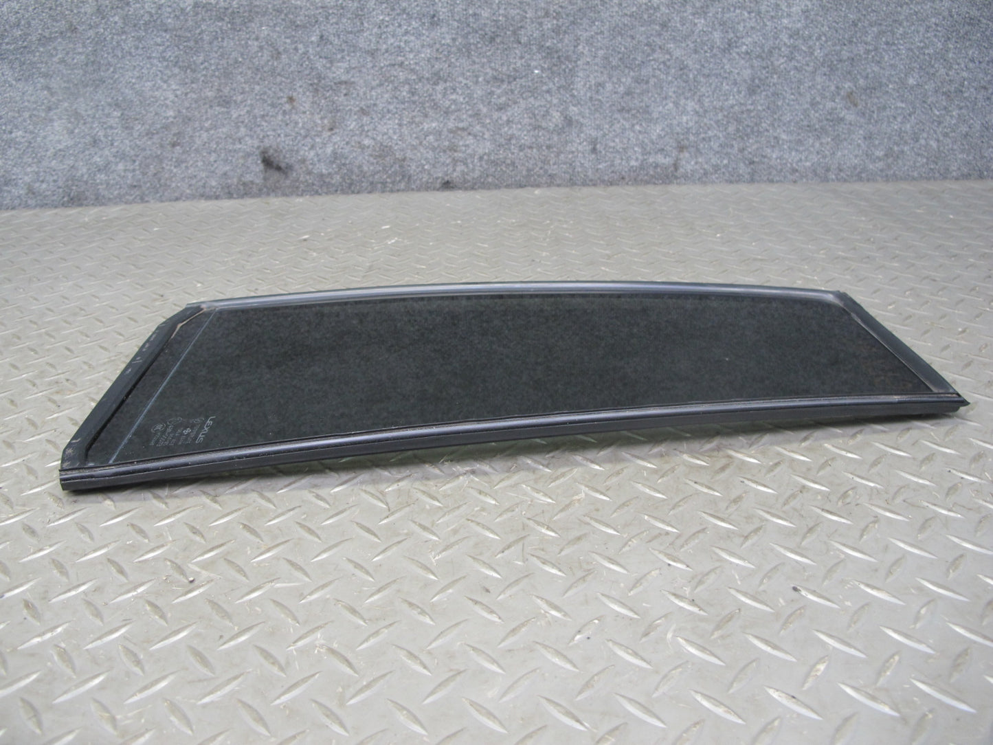 1998-2007 Lexus J100 LX470 Rear Left Side Door Vent Fixed Glass Window