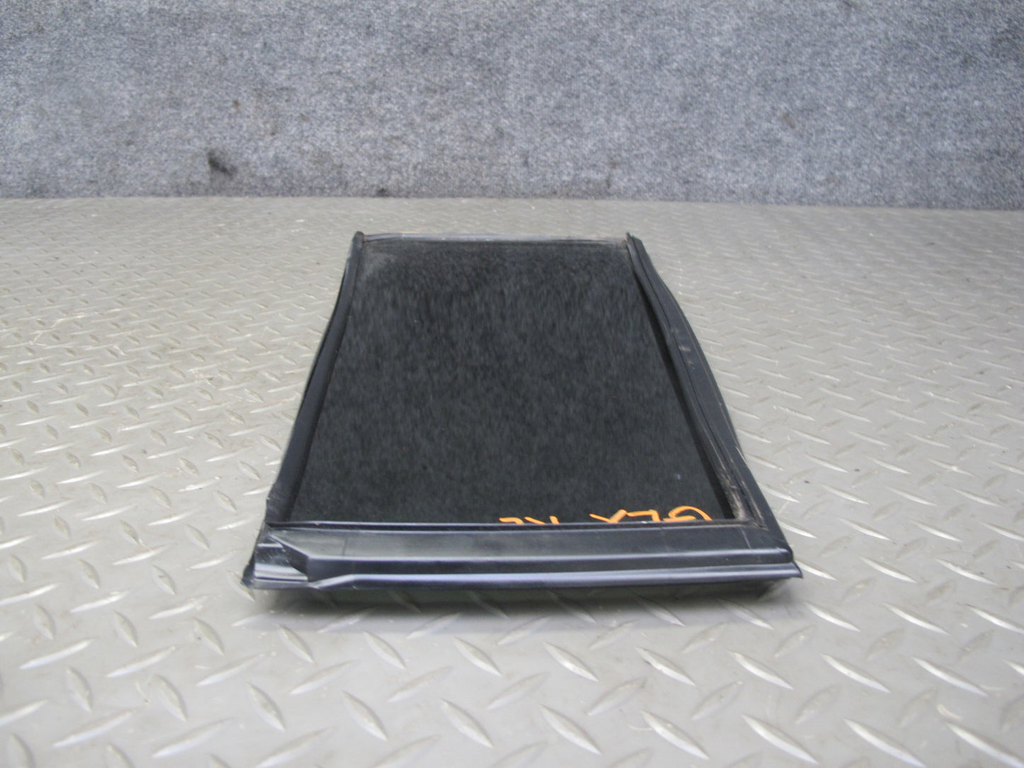 1998-2007 Lexus J100 LX470 Rear Left Side Door Vent Fixed Glass Window
