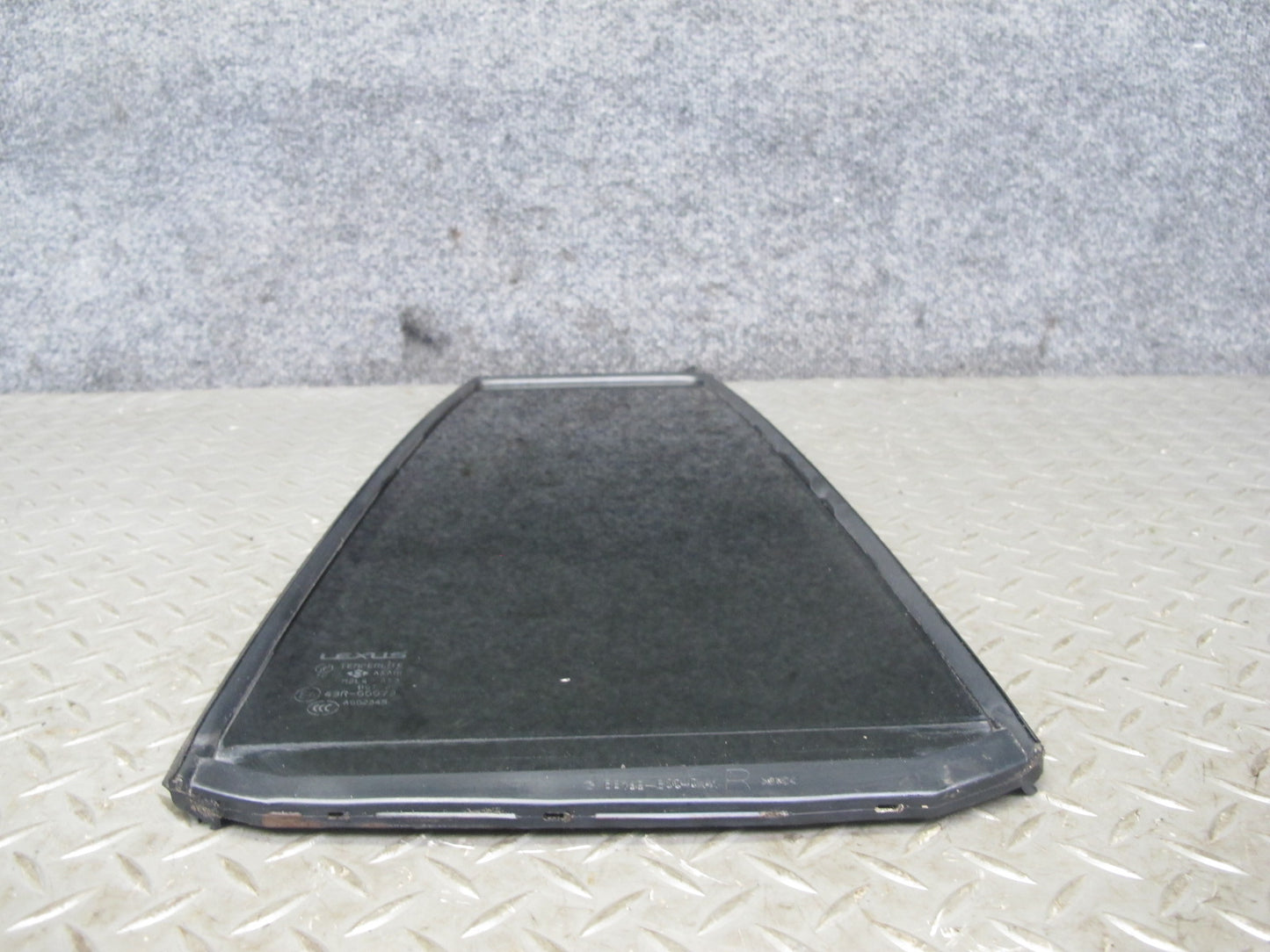 1998-2007 Lexus J100 LX470 Rear Right Side Door Vent Fixed Glass Window