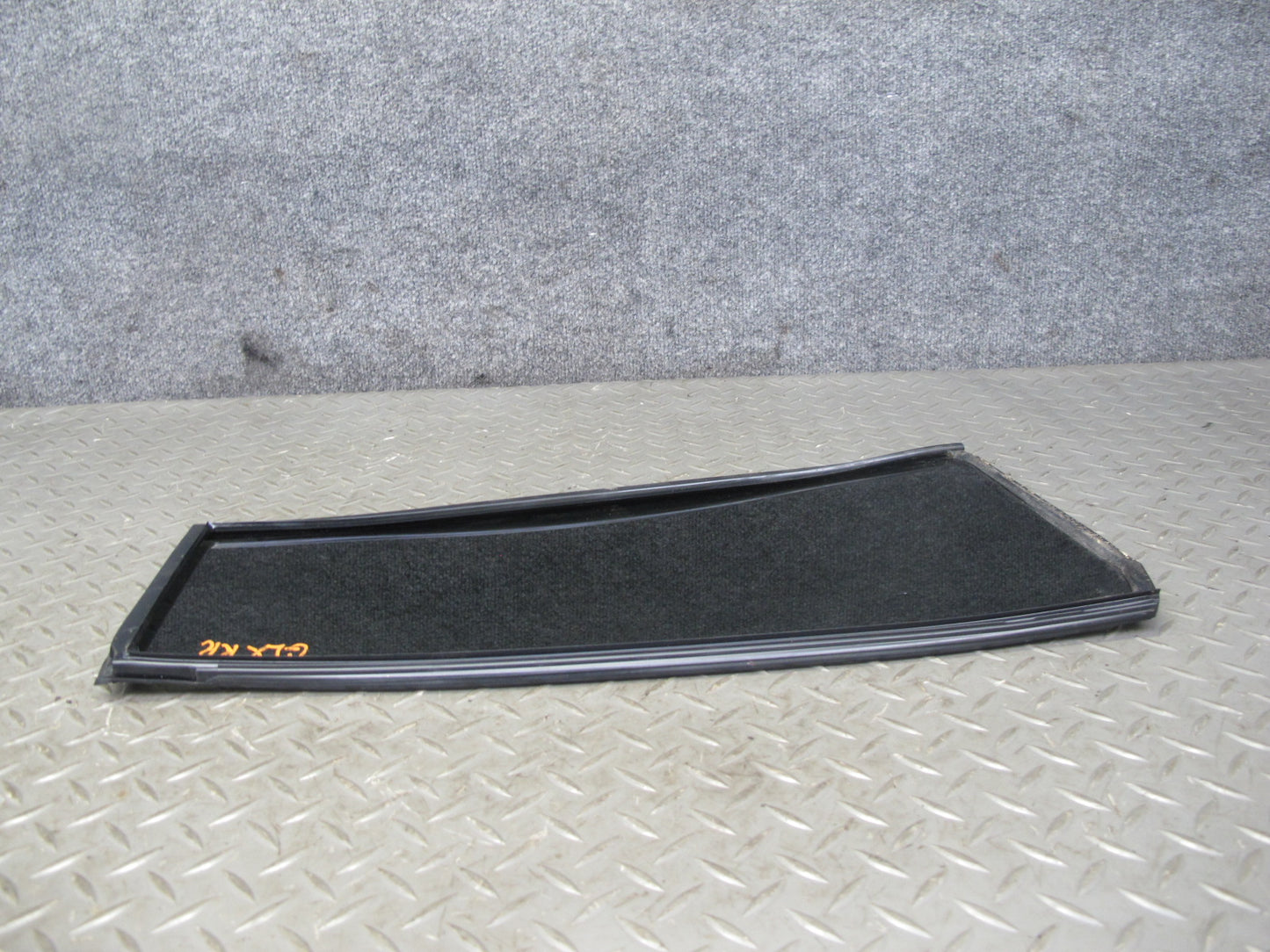 1998-2007 Lexus J100 LX470 Rear Right Side Door Vent Fixed Glass Window