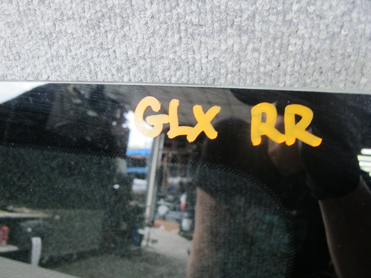 2003-2007 Lexus J100 LX470 Rear Right Passenger Side Quarter Glass Window