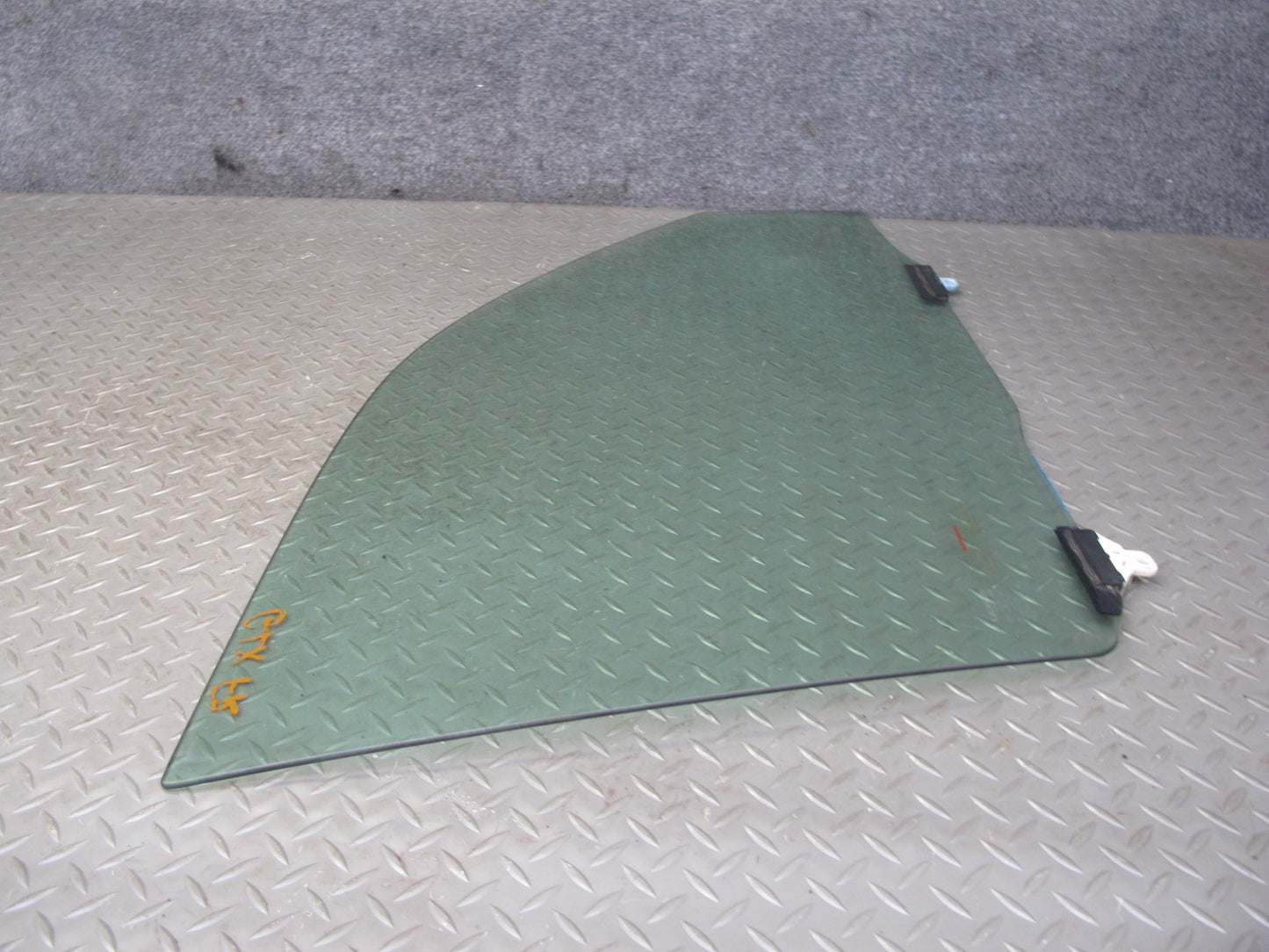 2003-2007 Lexus J100 LX470 Front Right Passenger Side Door Glass Window