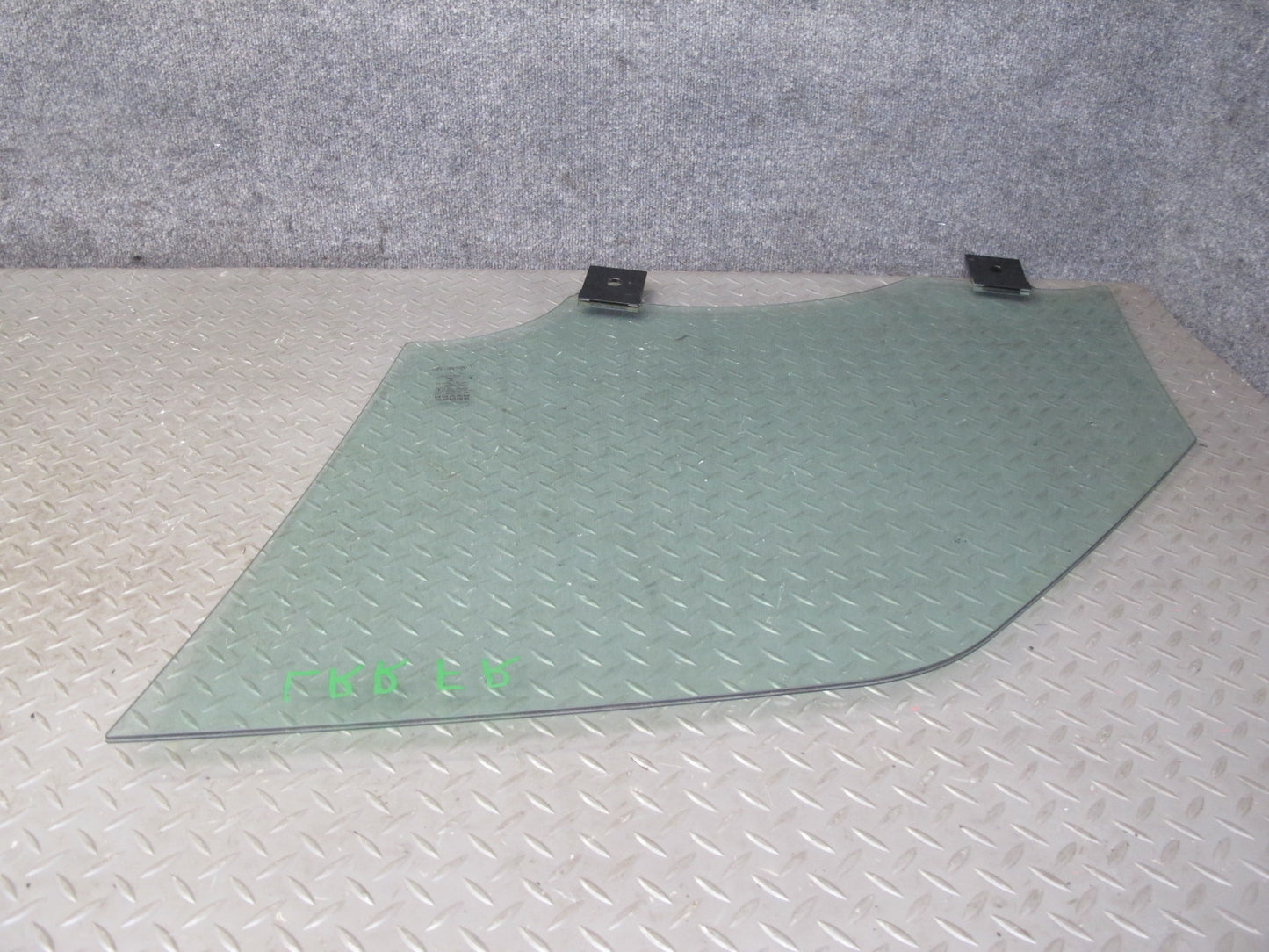 2013-2017 Land Range Rover L405 Front Right Door Glass Window