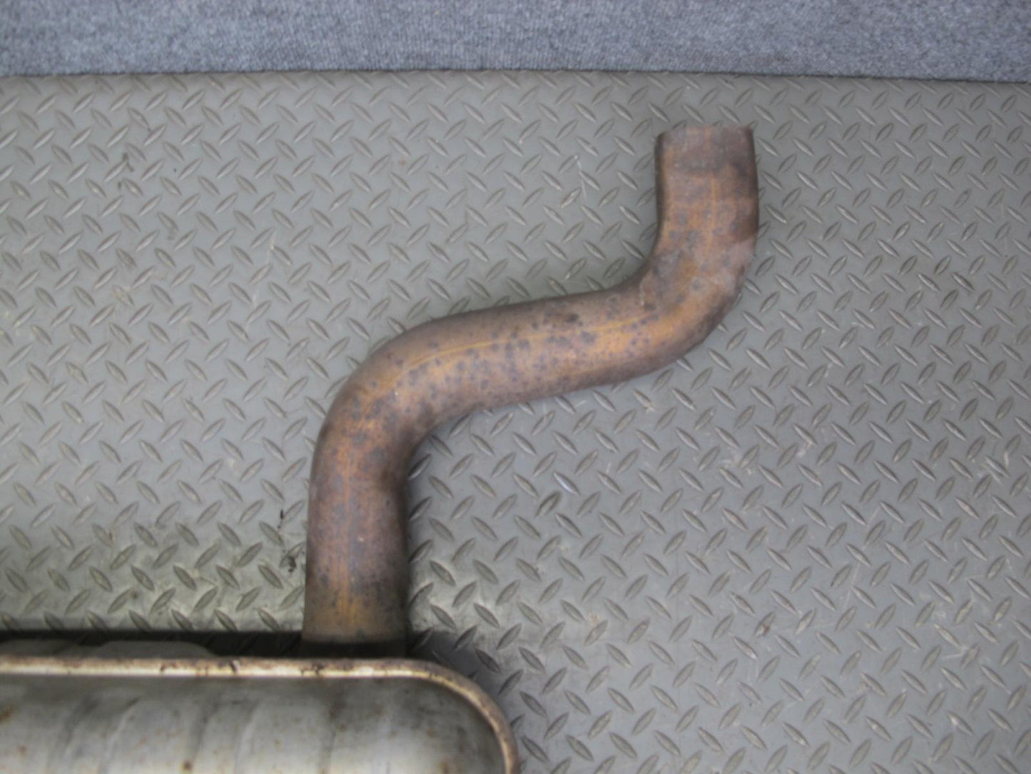 12-13 VW Golf R MK6 Rear Exhaust Muffler w Tips & Flap OEM