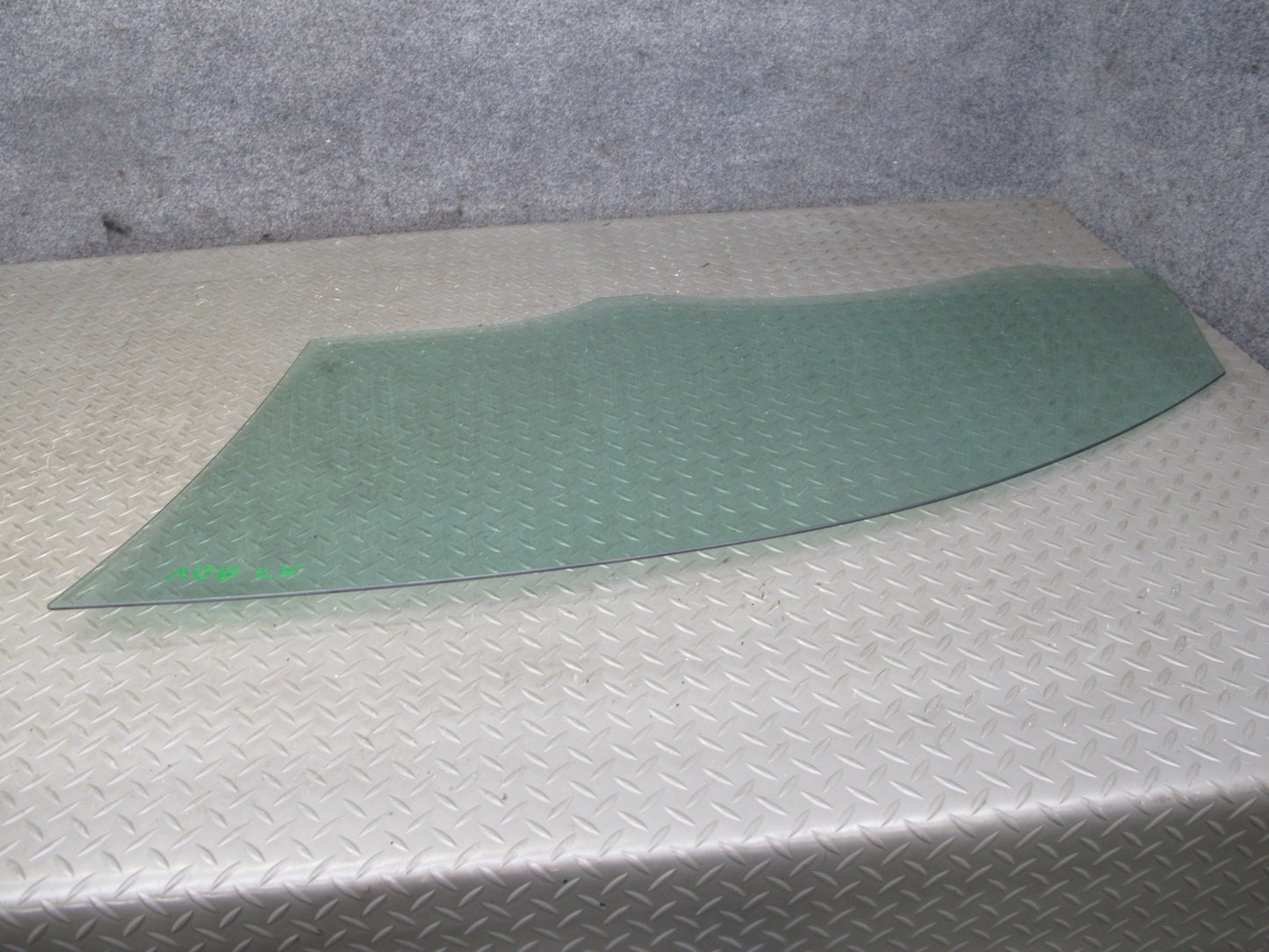 10-13 VW Golf MK6 2-DOOR Front Right Passenger Door Glass Window OEM