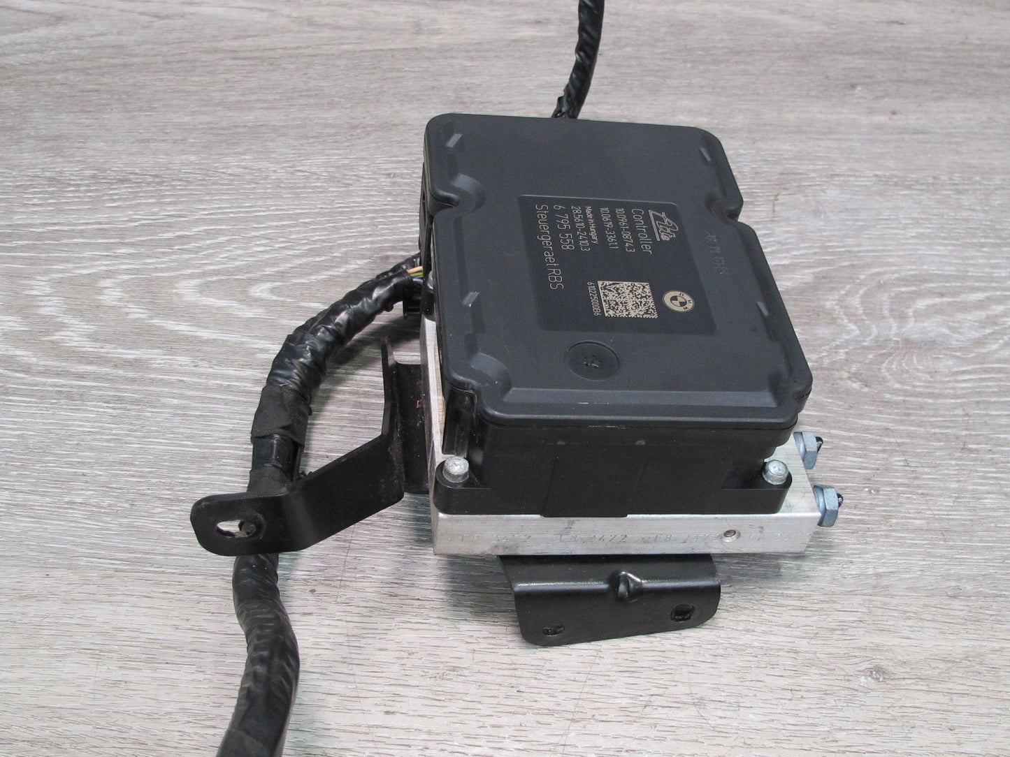 2010-2011 BMW E72 X6 Hybrid ABS SBA Hydraulic Control Module Unit 6795558