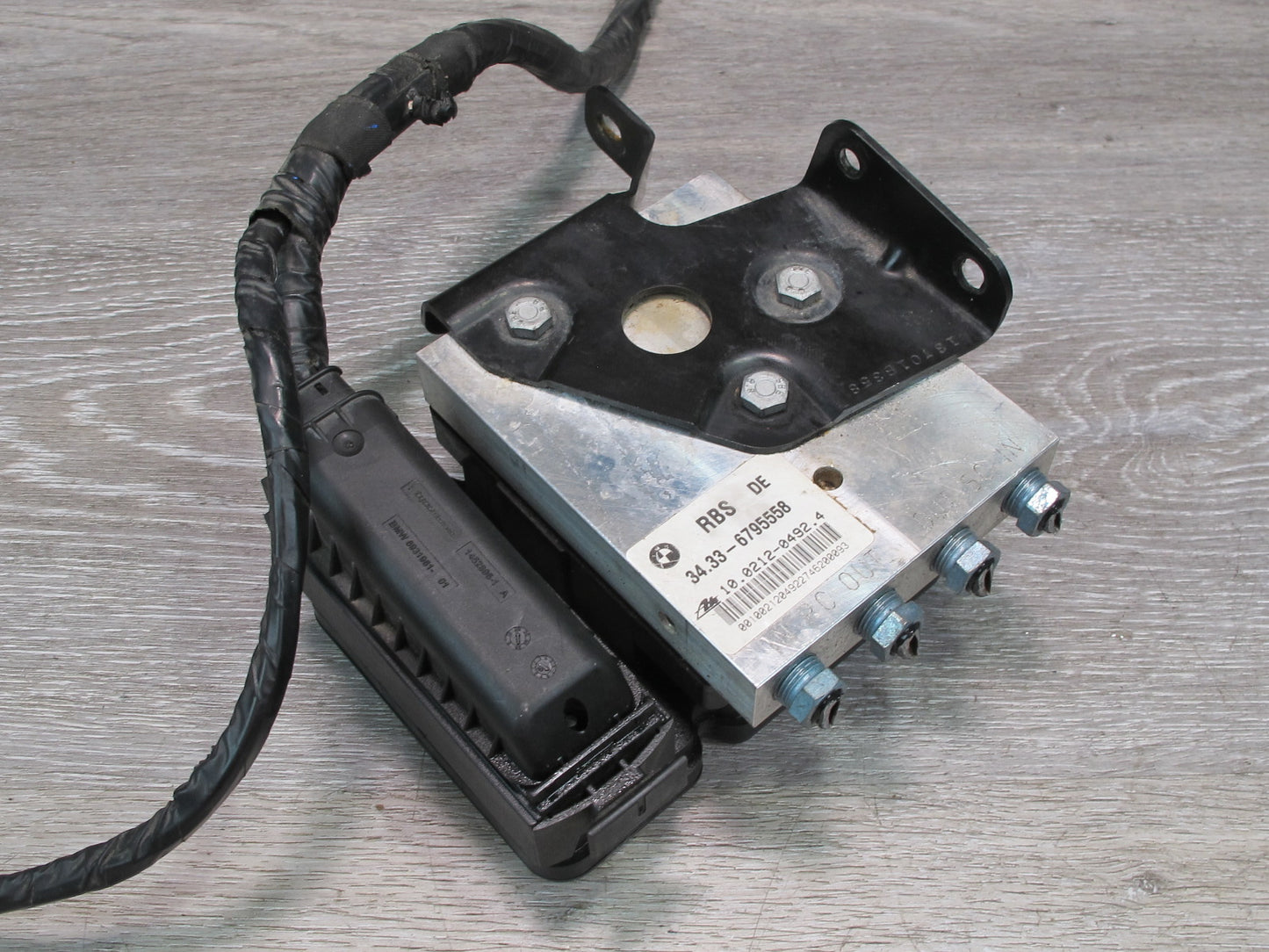 2010-2011 BMW E72 X6 Hybrid ABS SBA Hydraulic Control Module Unit 6795558