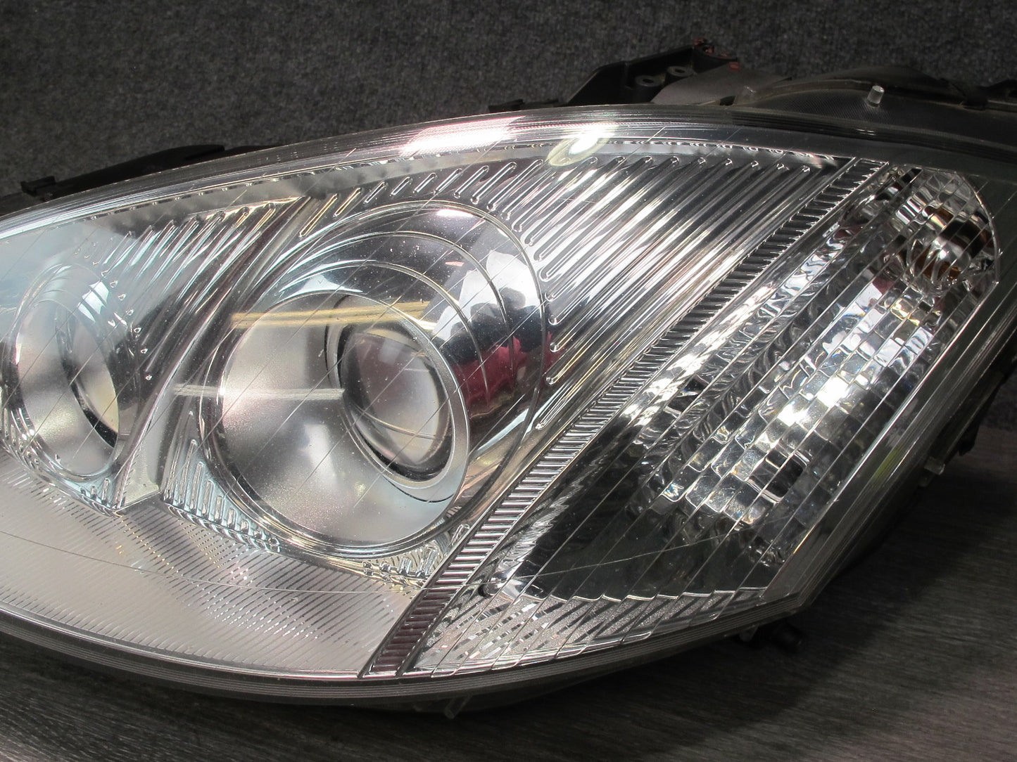 07-09 Mercedes W221 S550 Left Adaptive BI Xenon Headlight Lamp Night Vision OEM