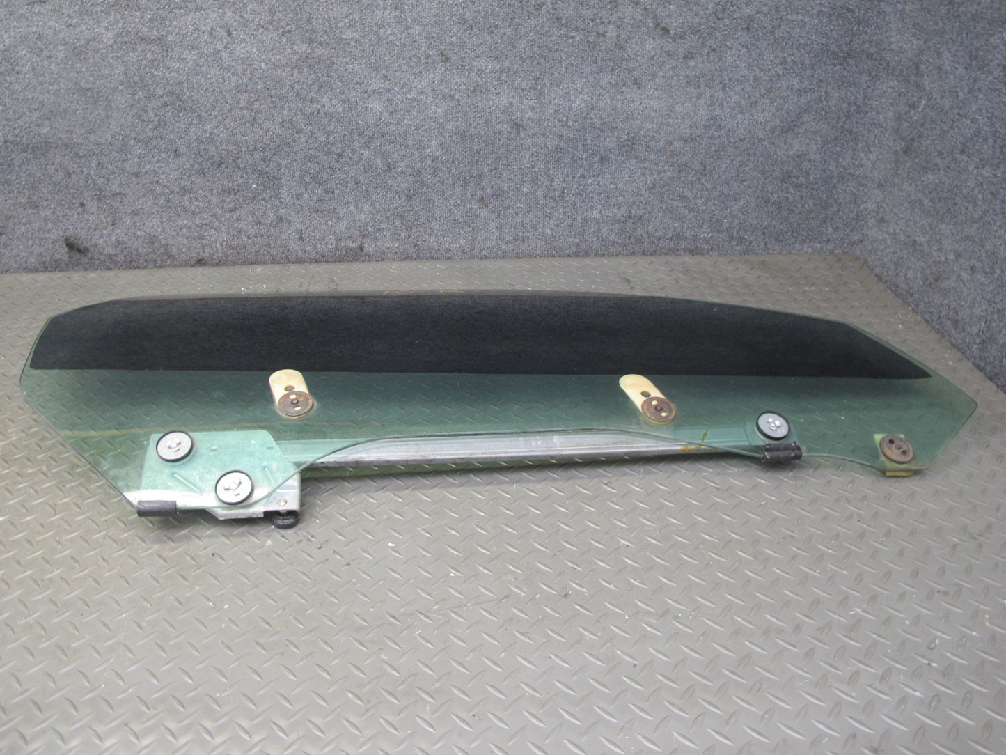 93-02 Chevrolet Camaro Coupe Front Right Passenger Door Glass Window Tinted OEM