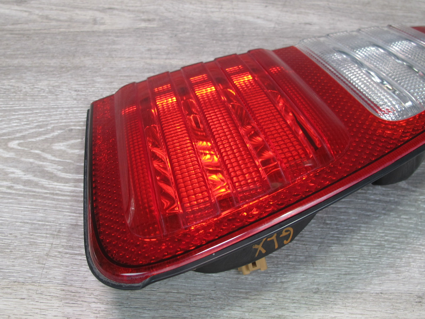 1998-2006 Lexus UZJ100L LX470 Rear Left Driver Side Inner Tail Light Lamp