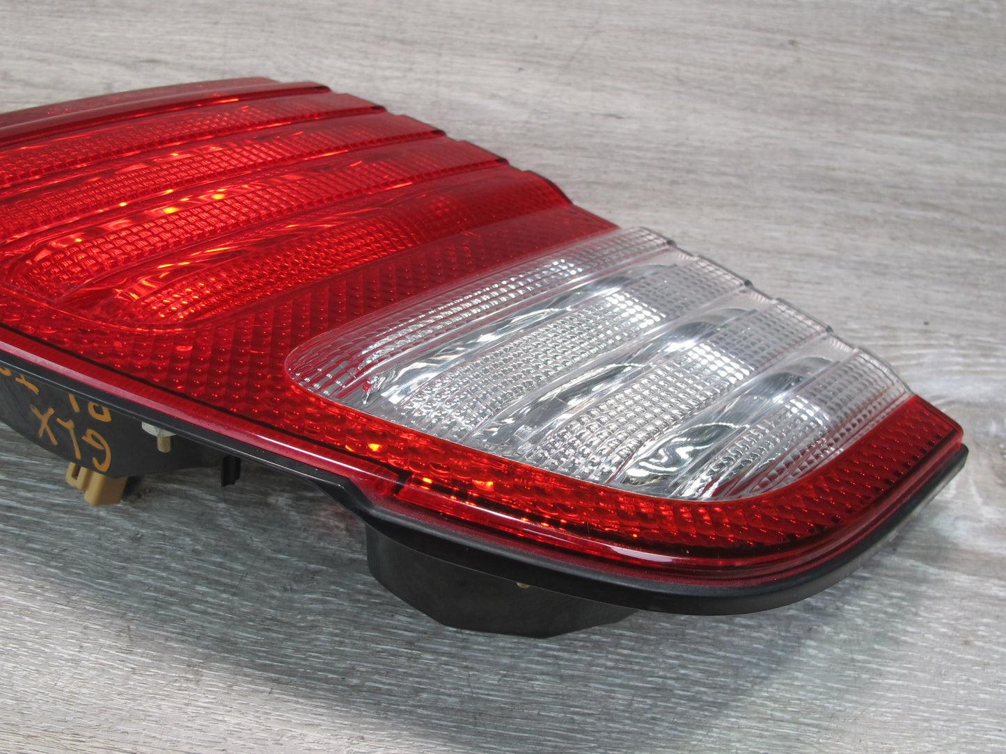 1998-2006 Lexus UZJ100L LX470 Rear Left Driver Side Inner Tail Light Lamp